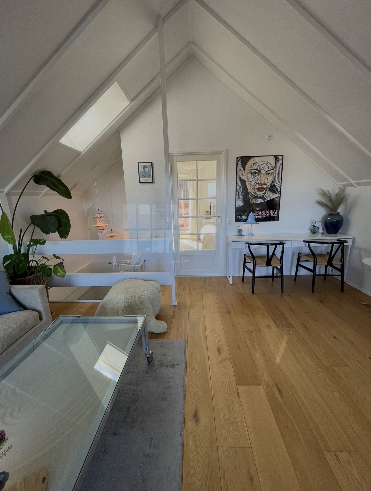 Havnehus med skøn beliggenhed ved havn og by - ledigt fra 1. februar 2027.