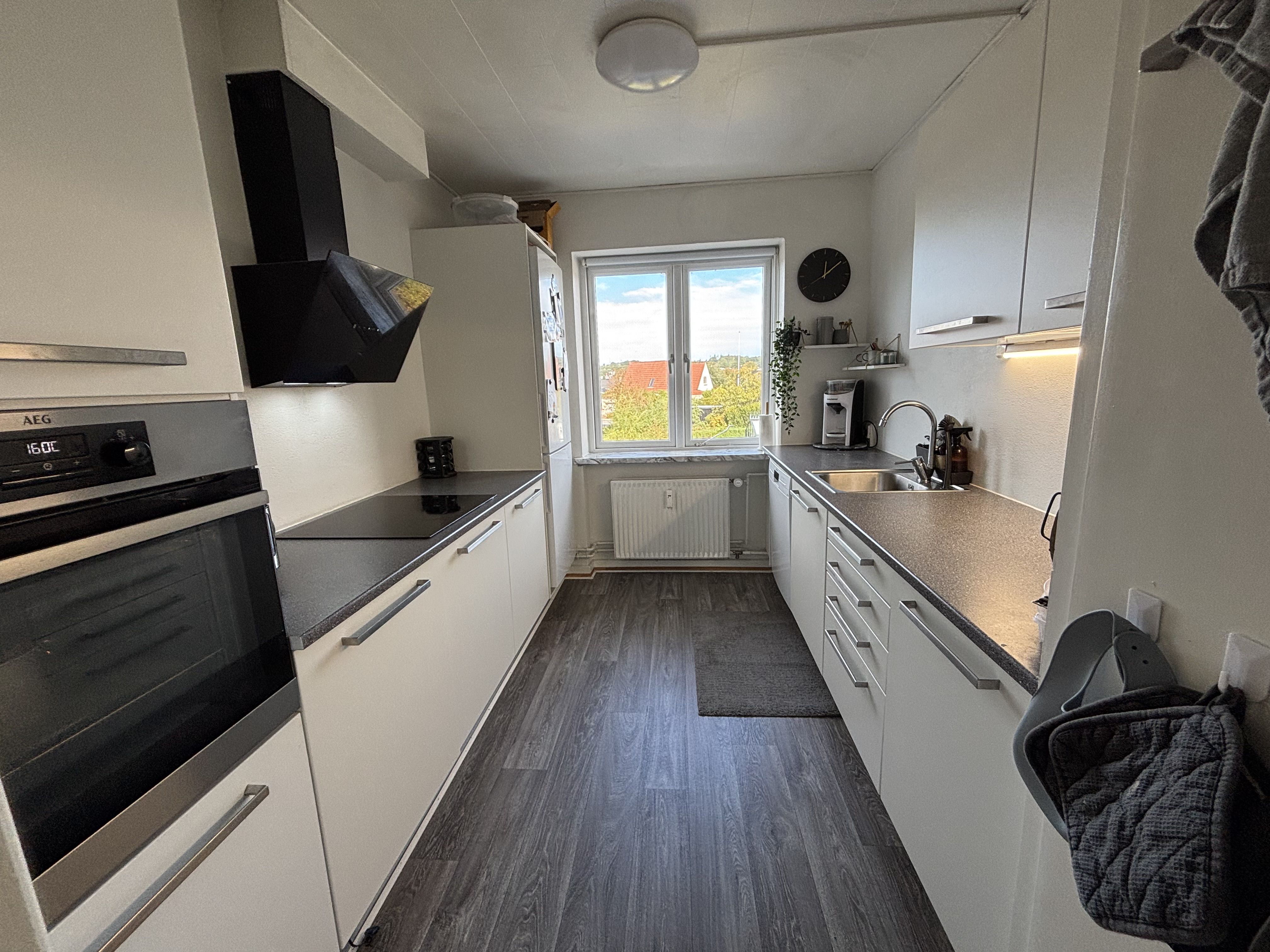3 vær. lejlighed på 85 m2, i Alderslyst.