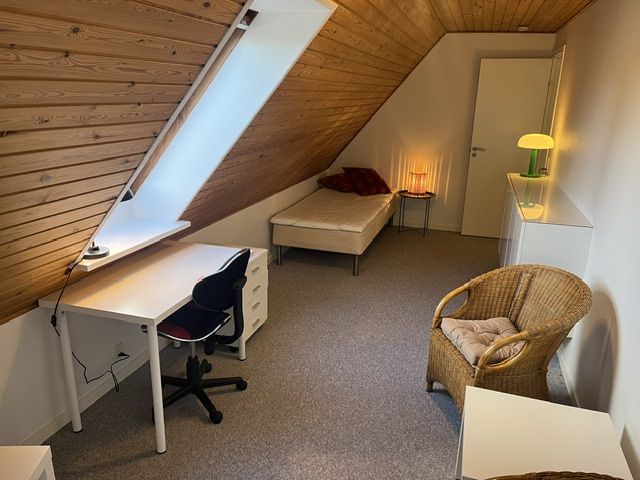 Enkeltværelse til leje i Dyssegård