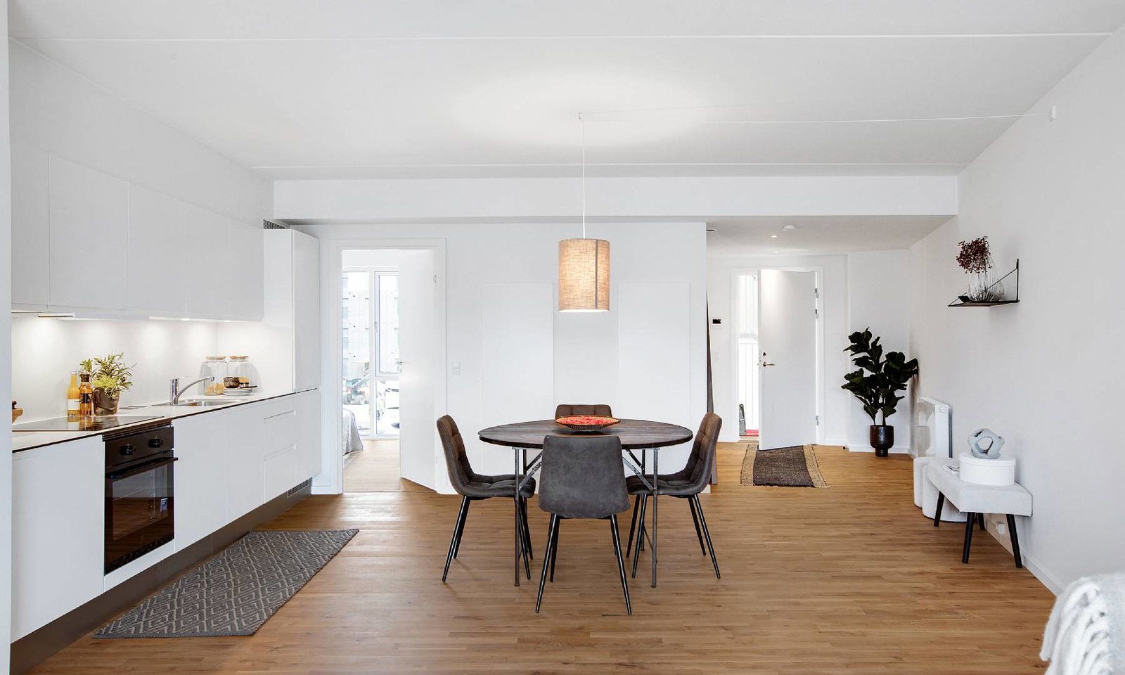 Moderne 2-værelses lejlighed med altan i Lindgrens Hus