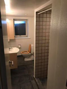 Lys 2 soveværelser 1 badeværelse
