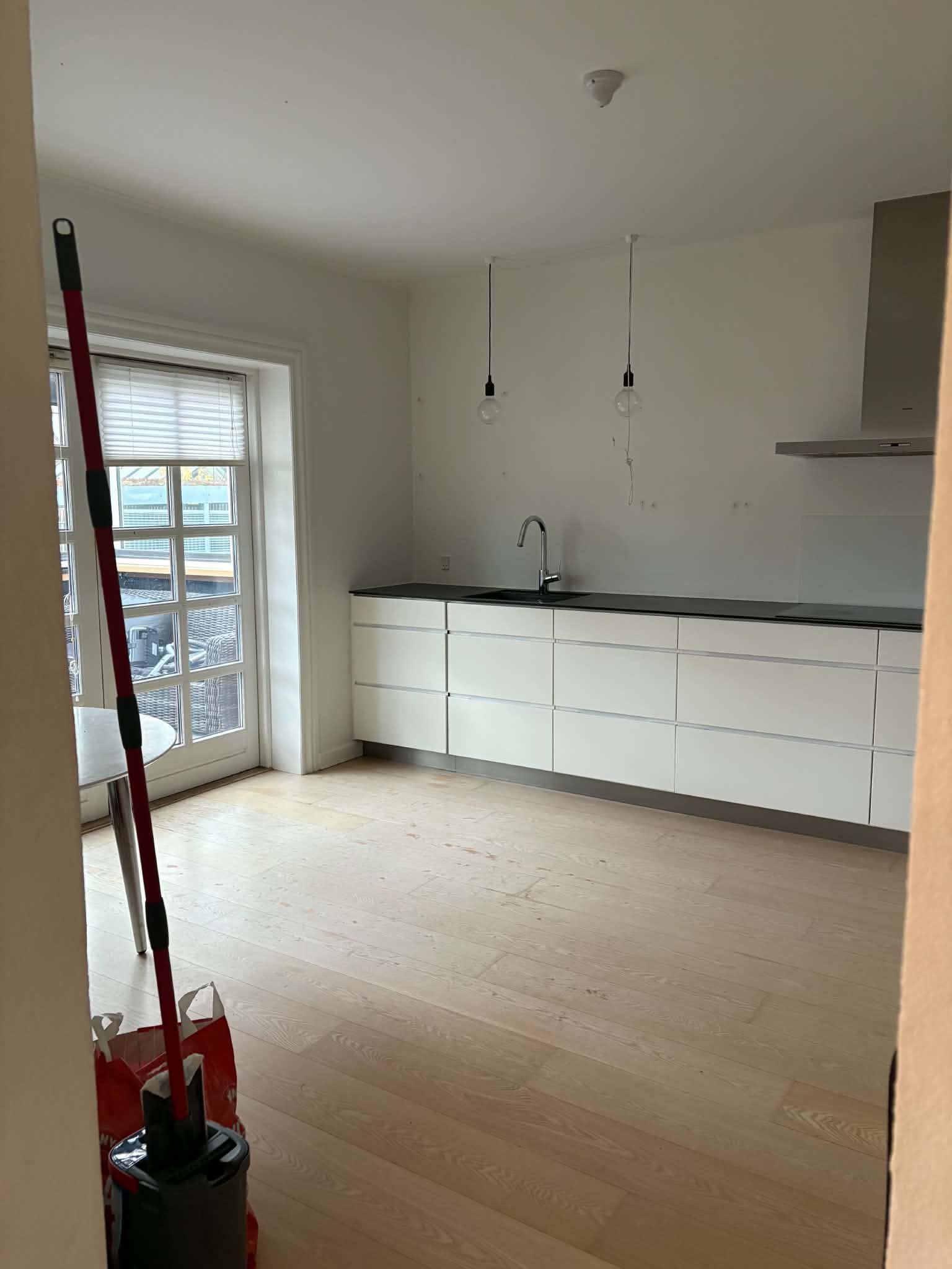 Charmerende og rummelig villa med udestue og sauna