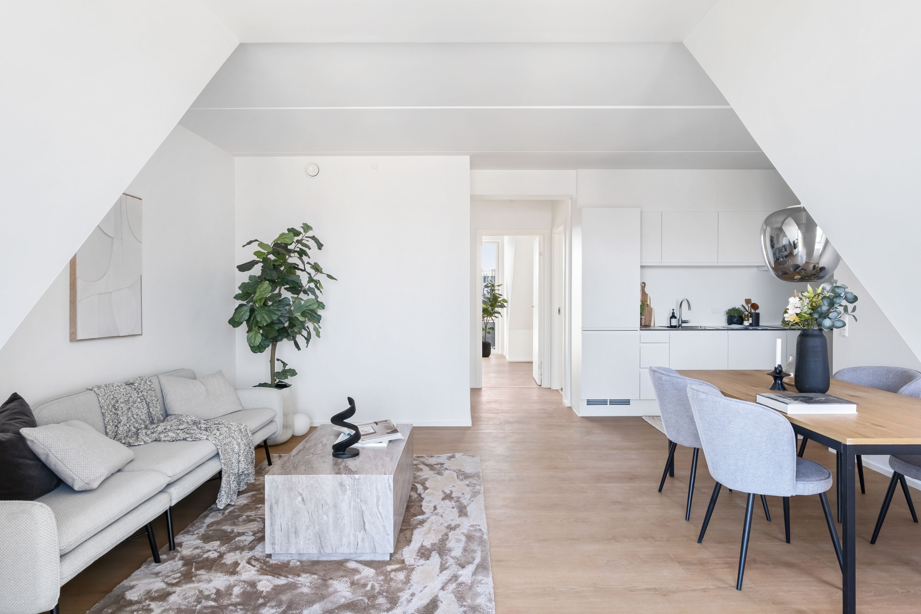 Penthouselejlighed med godt lysindfald