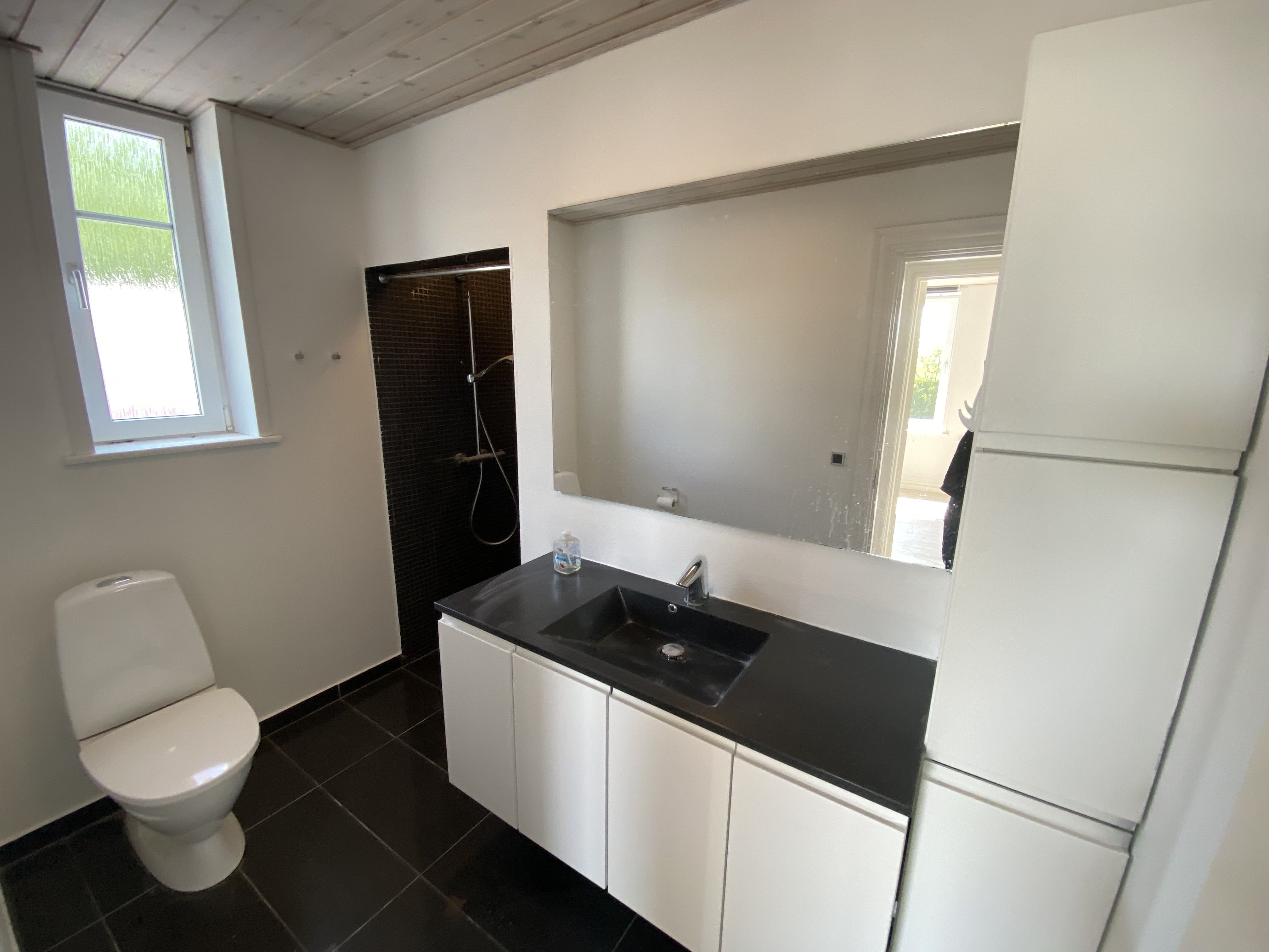 Halvt hus på 164m2 med hele 6 værelser