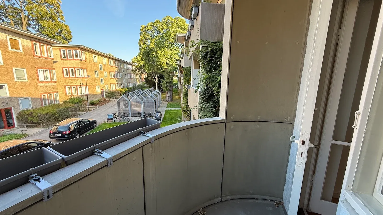Charmerende nyrenoveret lejlighed i Charlottenlund