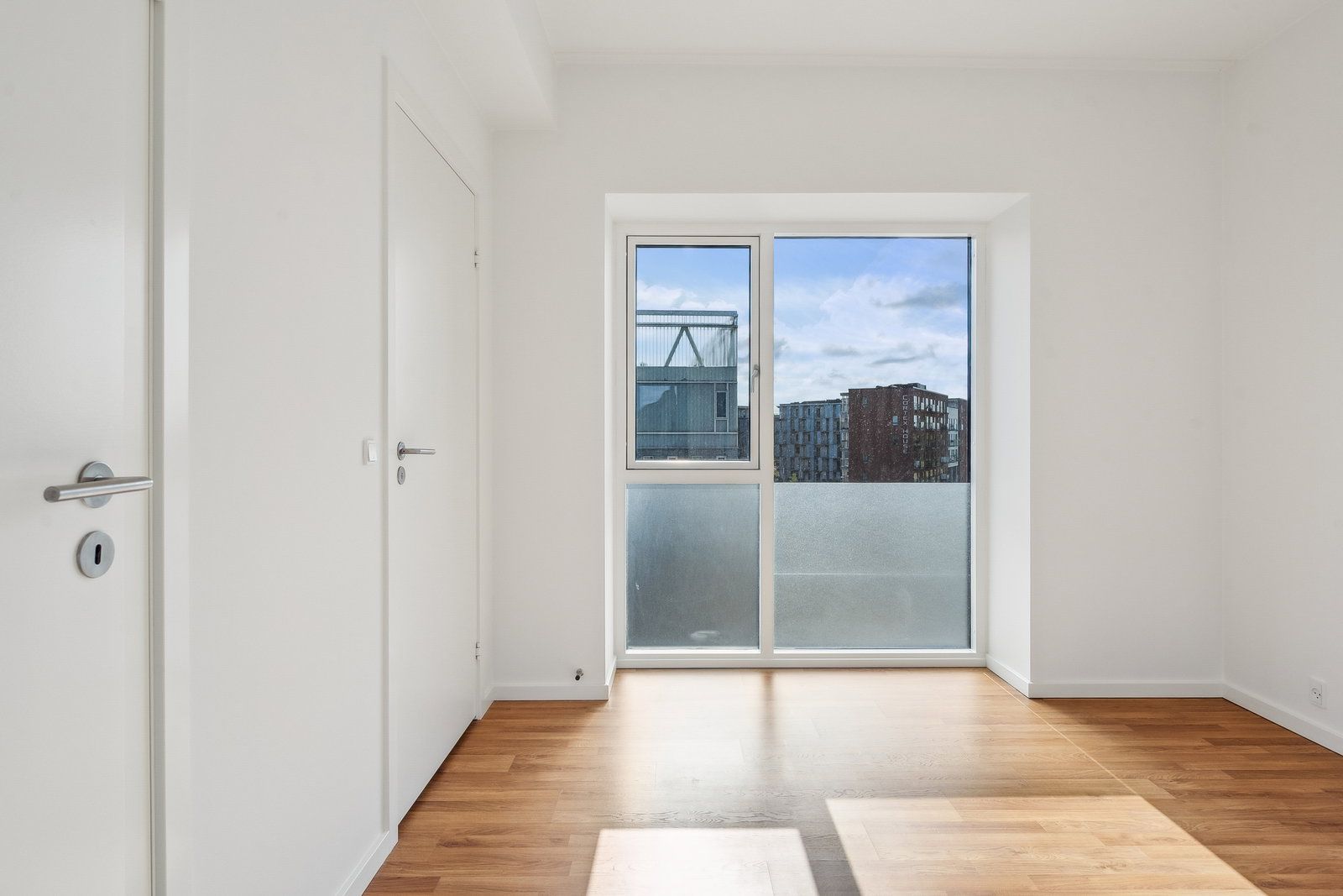 Velindrettet 2-værelses på 57 m2 med altan, elevator og parkering