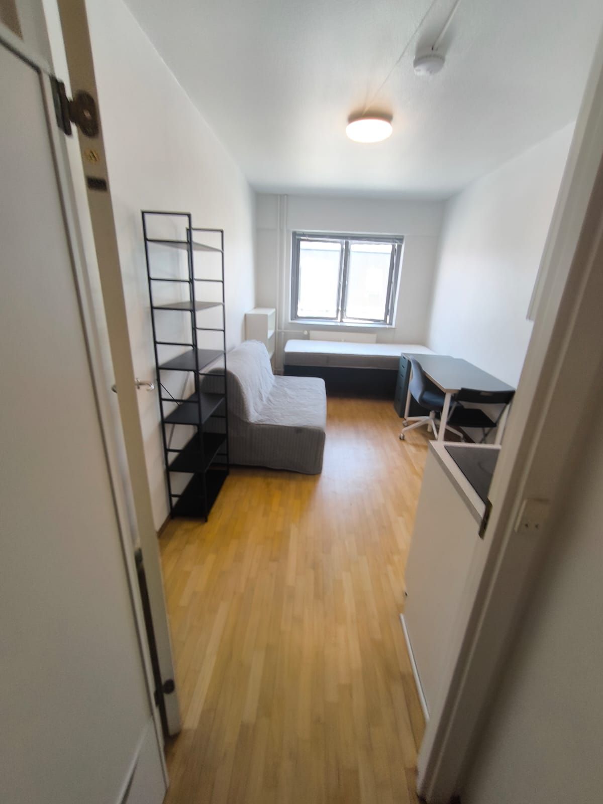 Furnished Studio for rent @Tåsingegade, Pulse Østerbro. Only 4 minutes walking distance from Poul Henningsens Plads metro station!