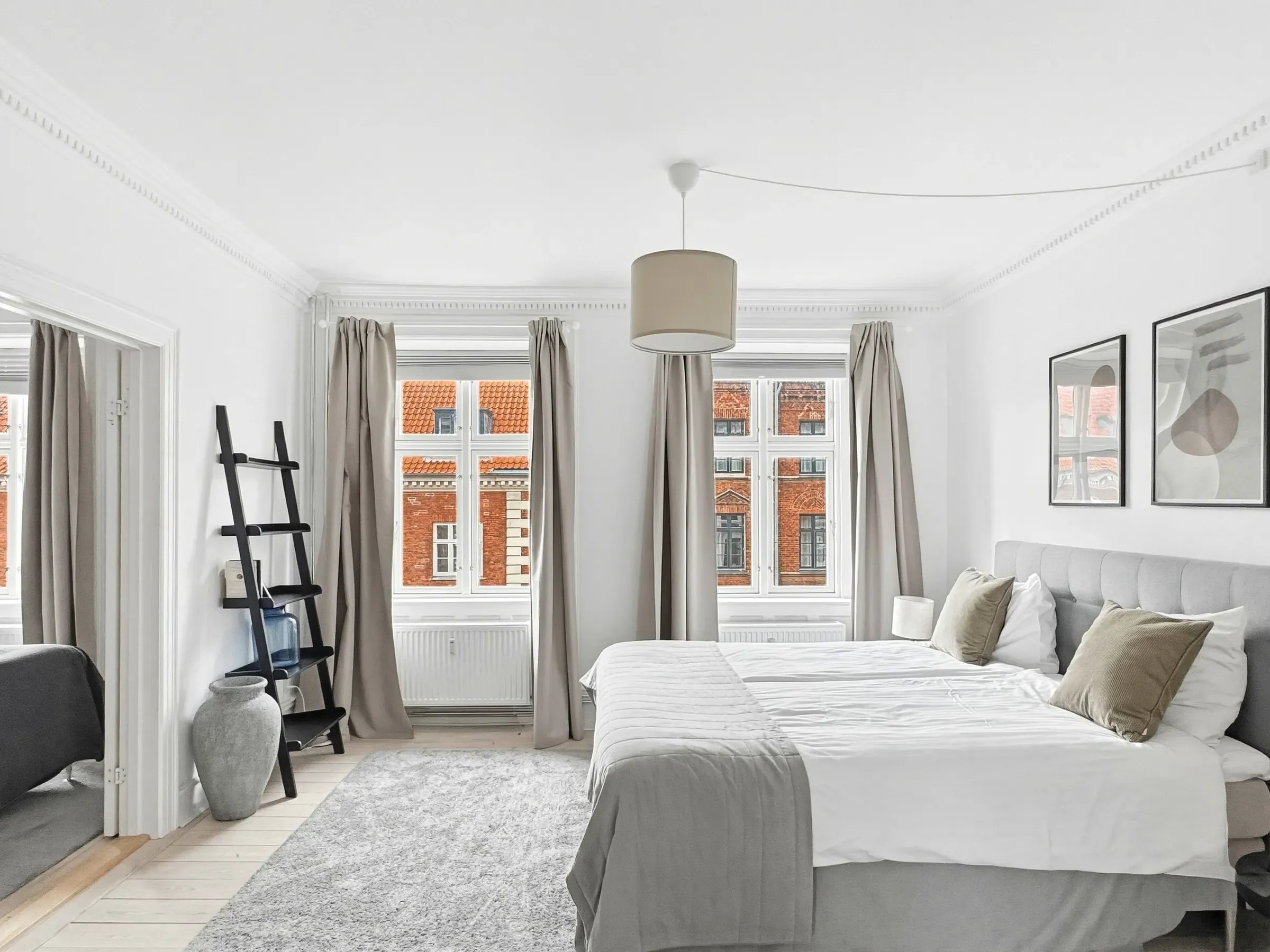 Møbleret lejlighed i Holbergsgade, 3. sal