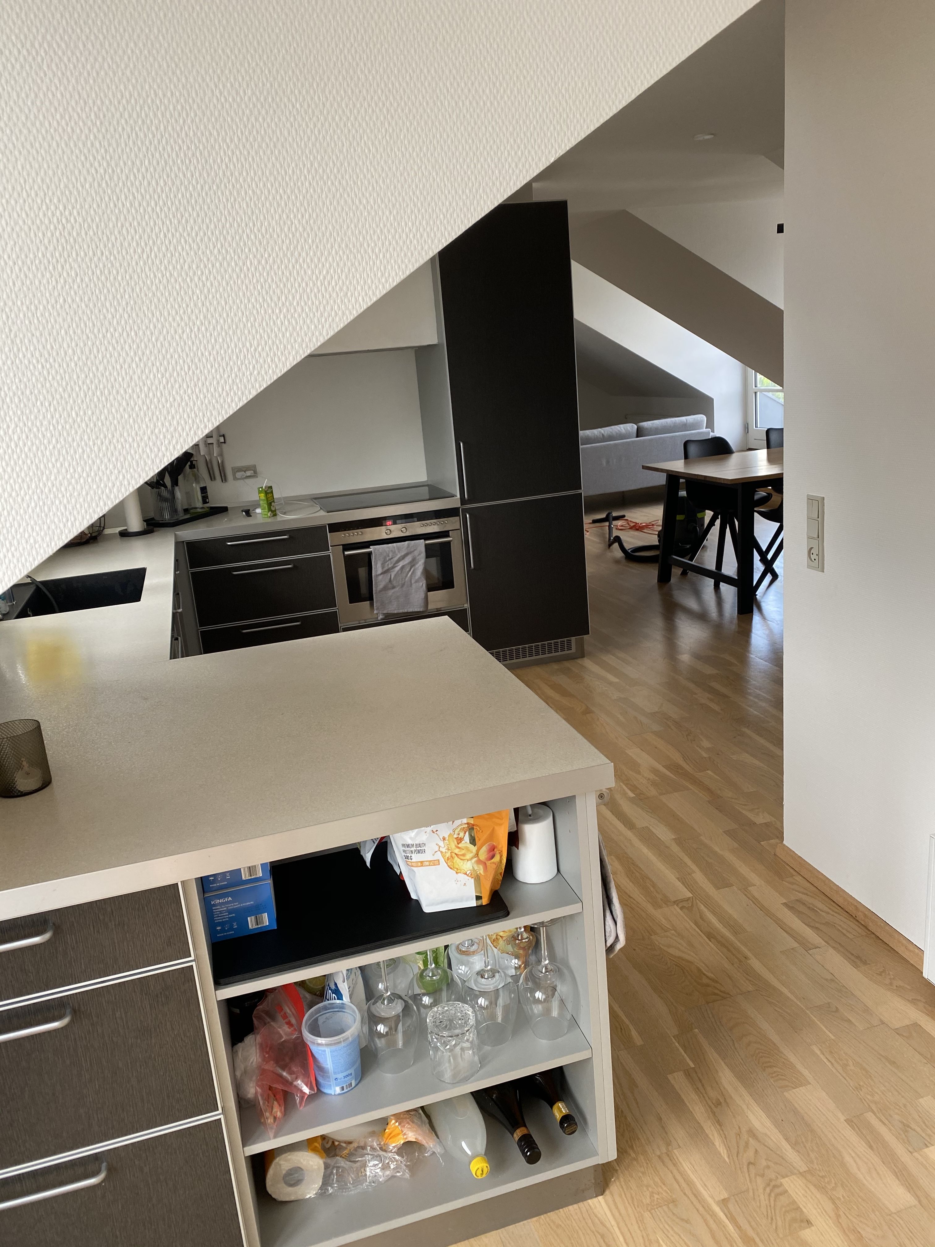75m2 tæt på gågaden.