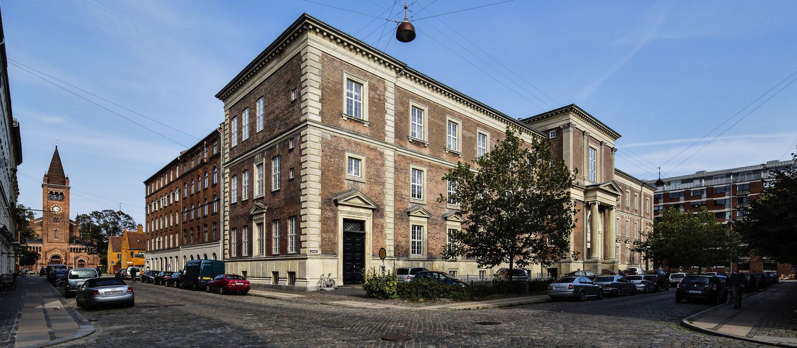 Exclusive and Unique Apartment in a Historic Building