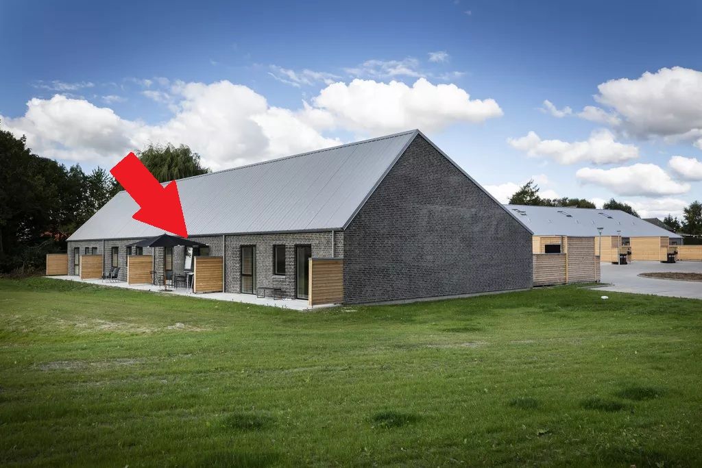 Arkitekttegnede rækkehuse på 100m2 med 3 soveværelser egen Parkering og terrasse.