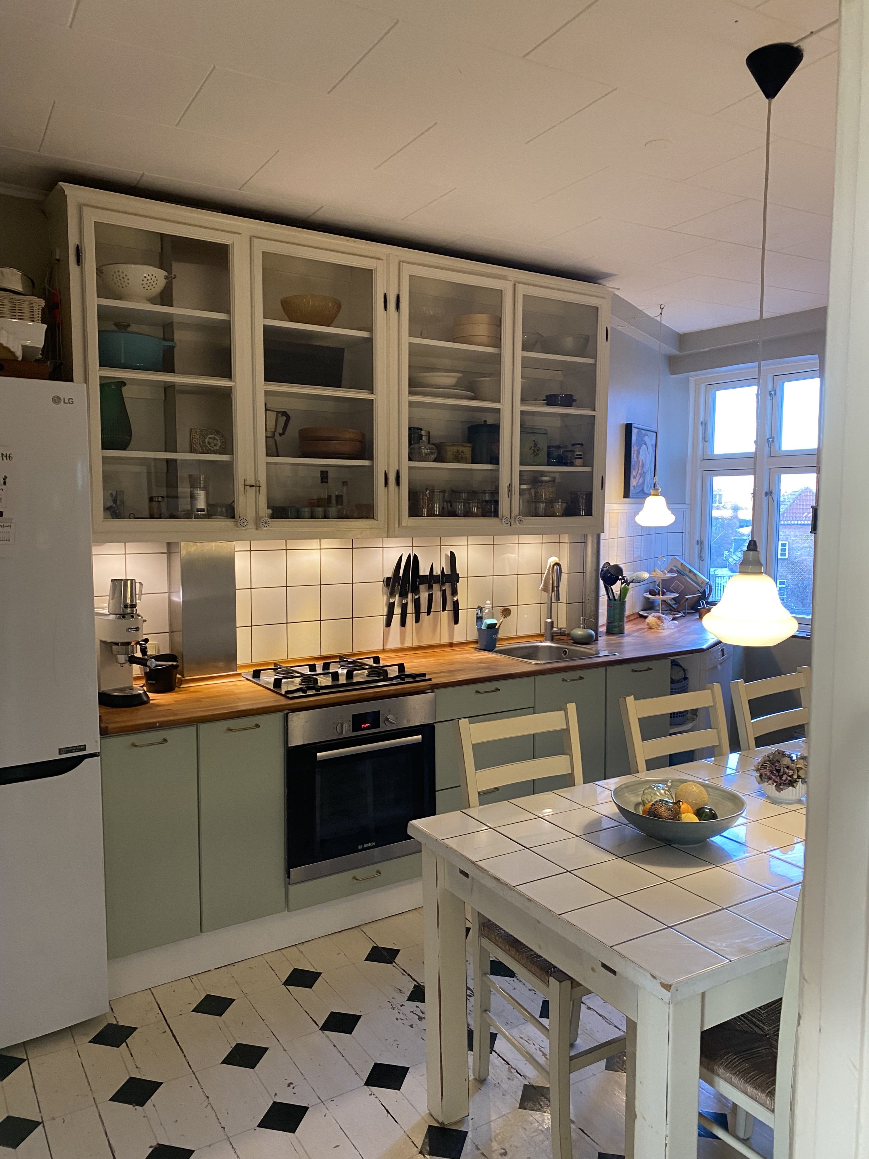 Bright Corner Apartment for Rent – nov 2026 to march 2027