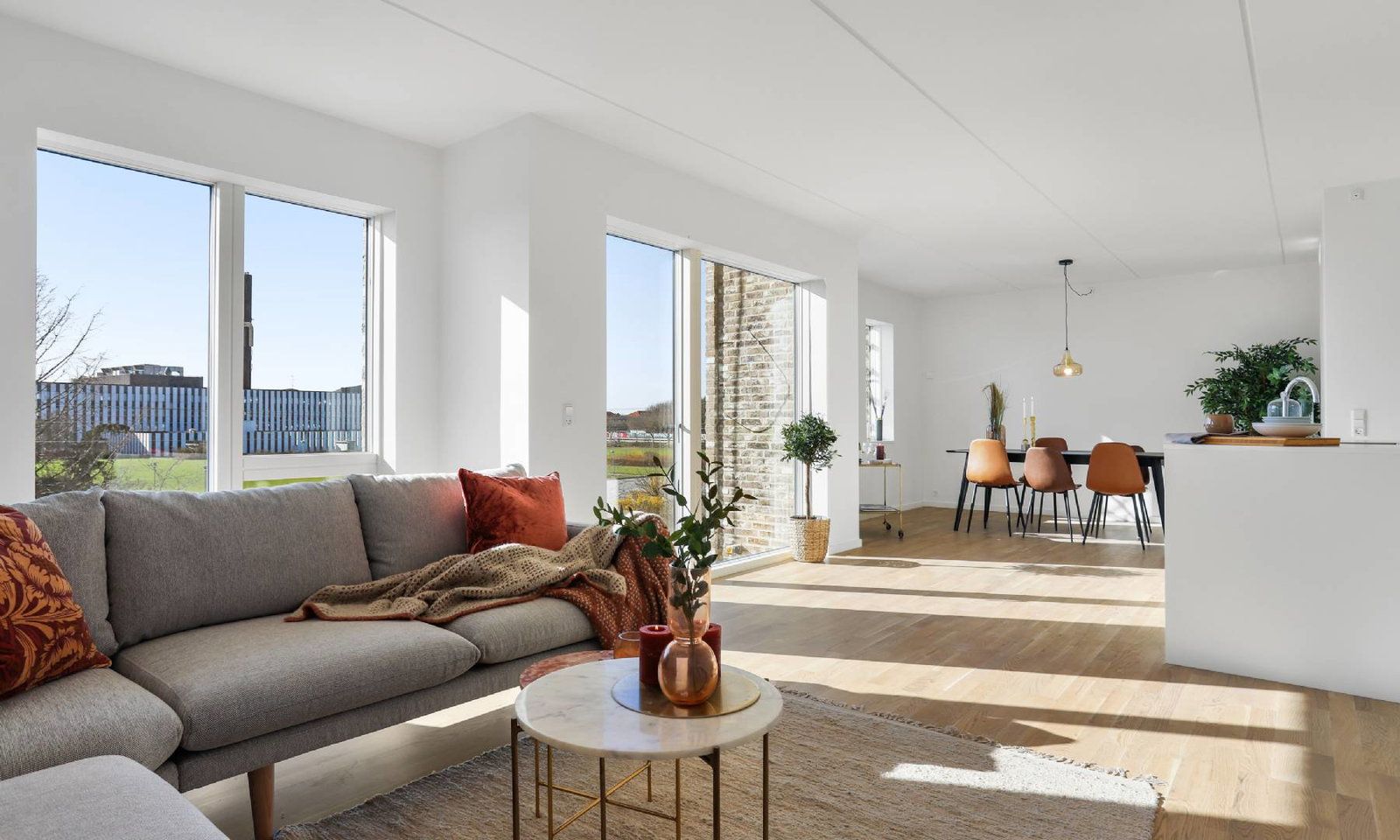 3-værelses lejlighed med egen terrasse