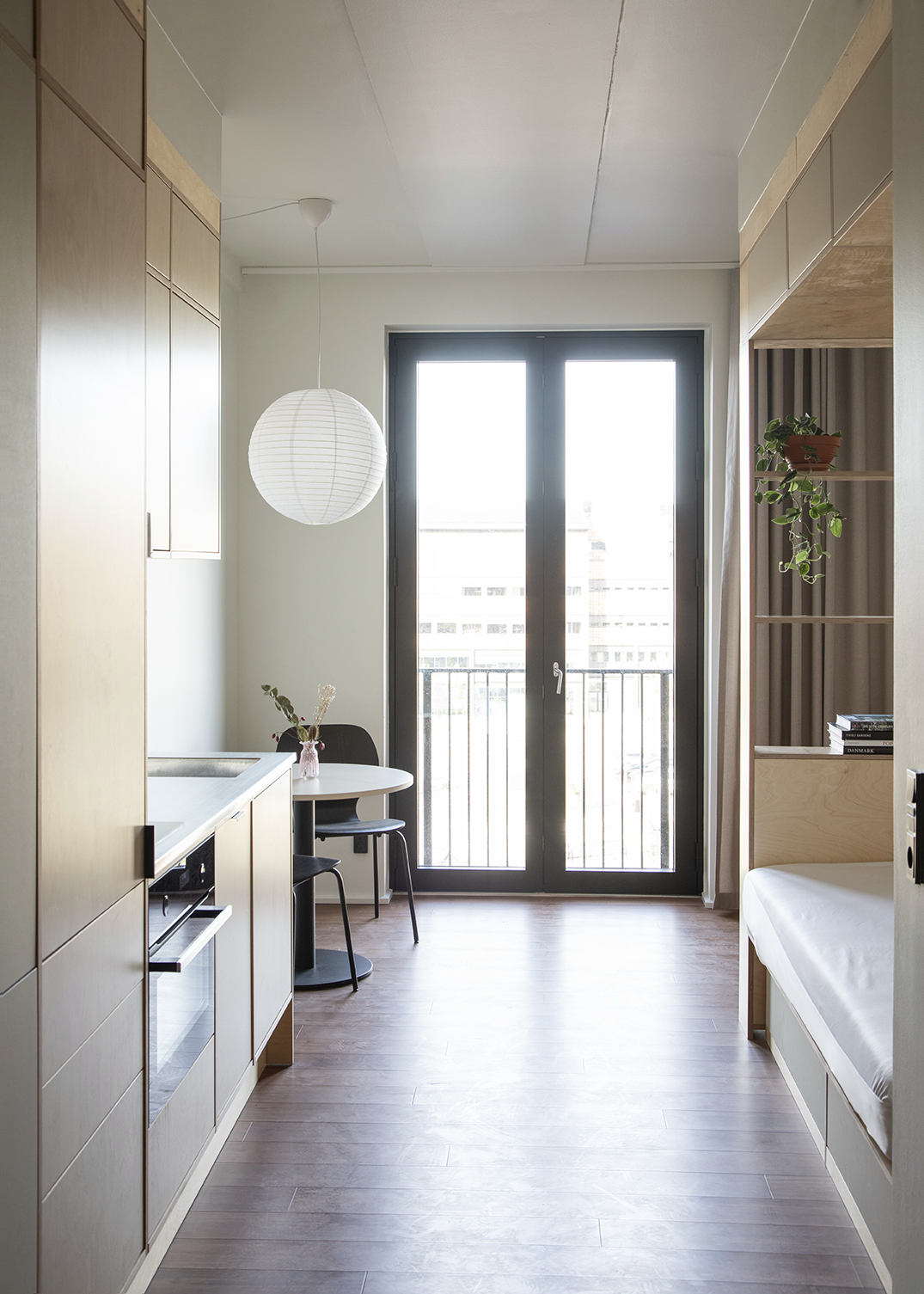 Furnished apartment for working professionals (short or long term)