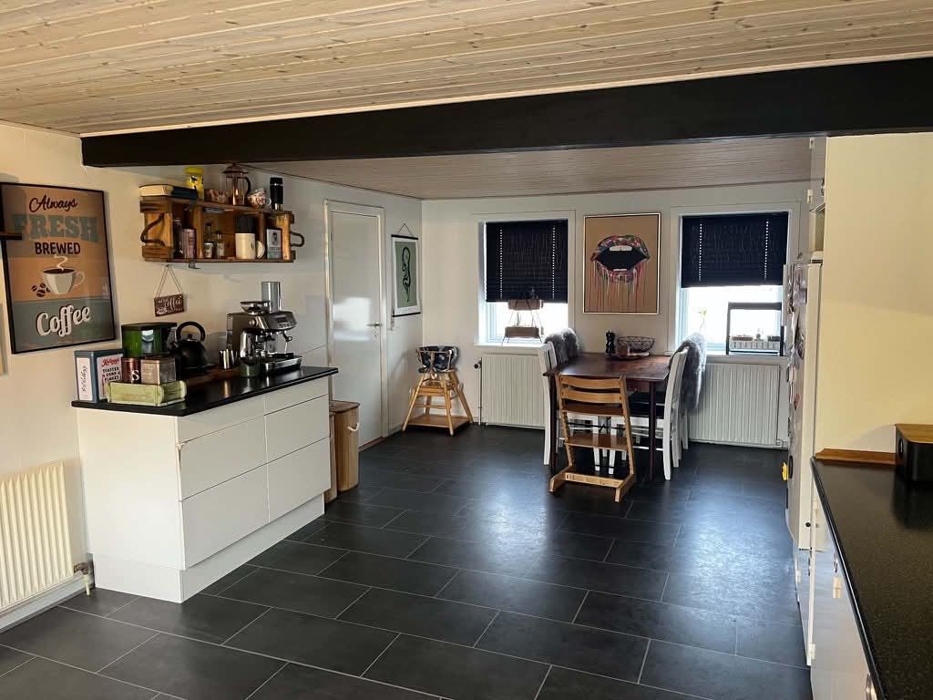 Hus med dejlig have og terrasse