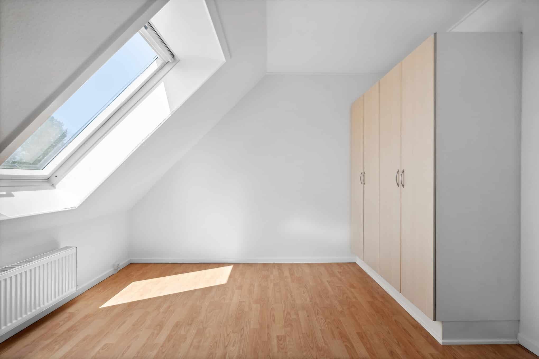 Rummeligt 2-plans rækkehus