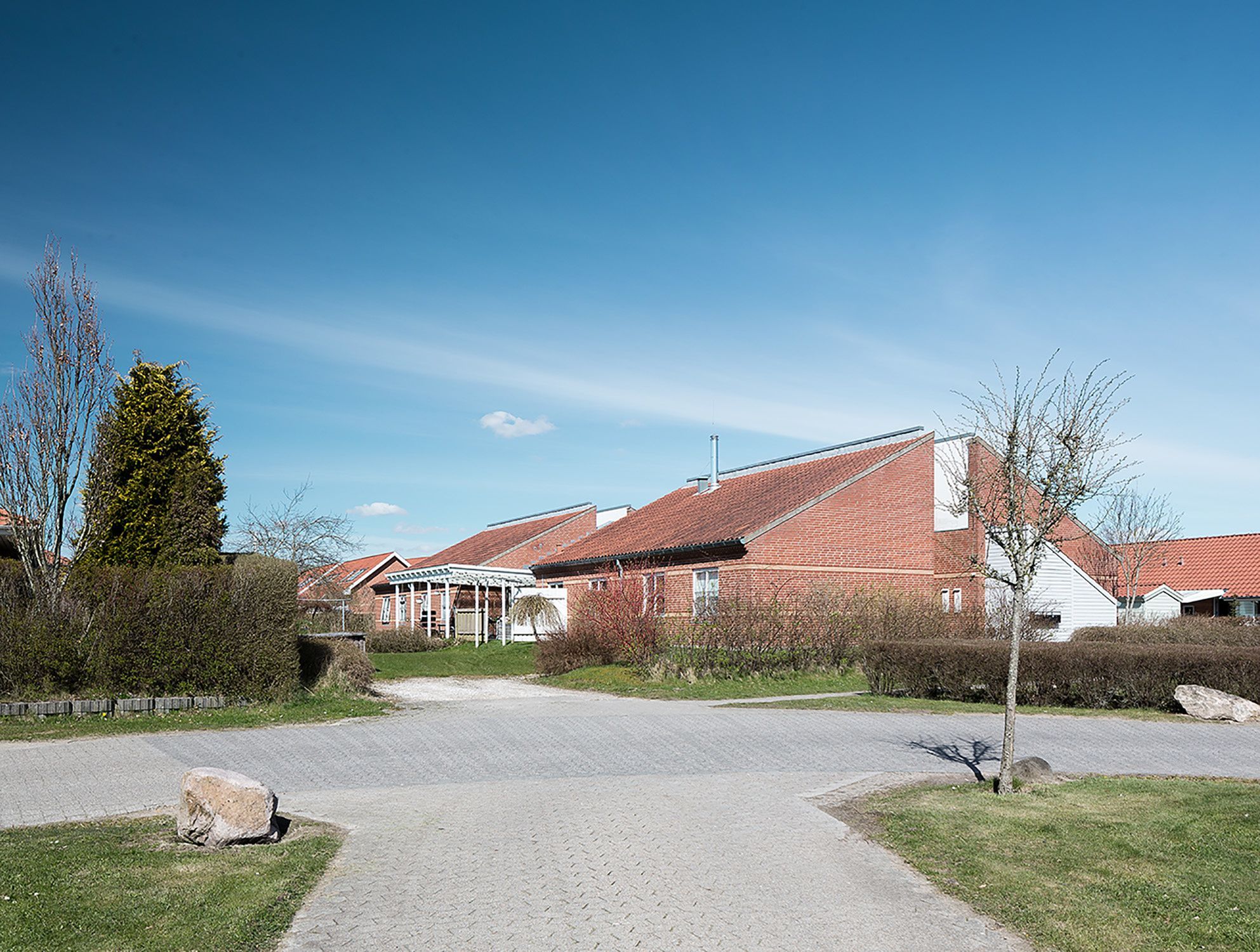 Prisstærk 1-værelses lejlighed tæt ved Overlund Bydelscenter 