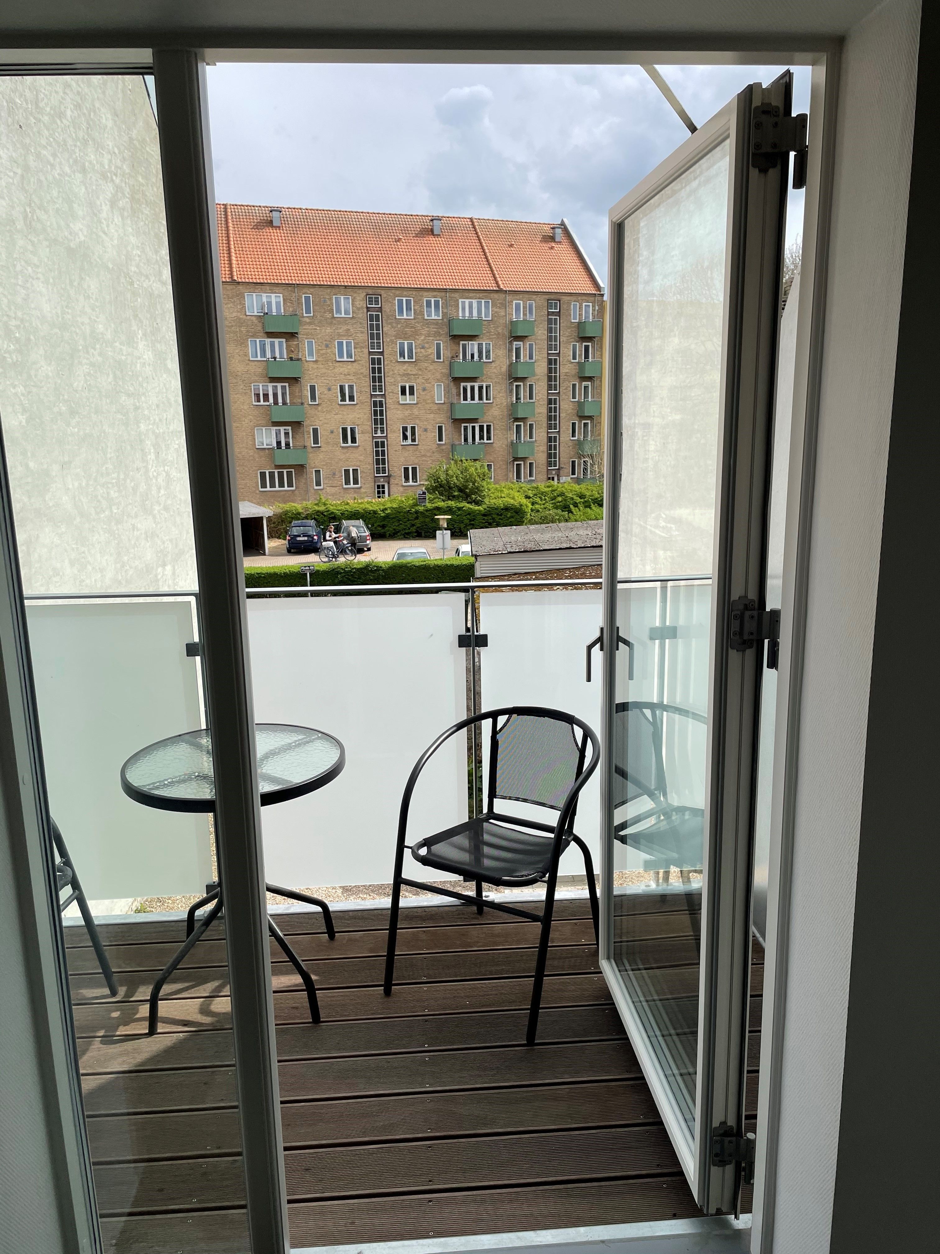 2 værelses stuelejlighed med balkon