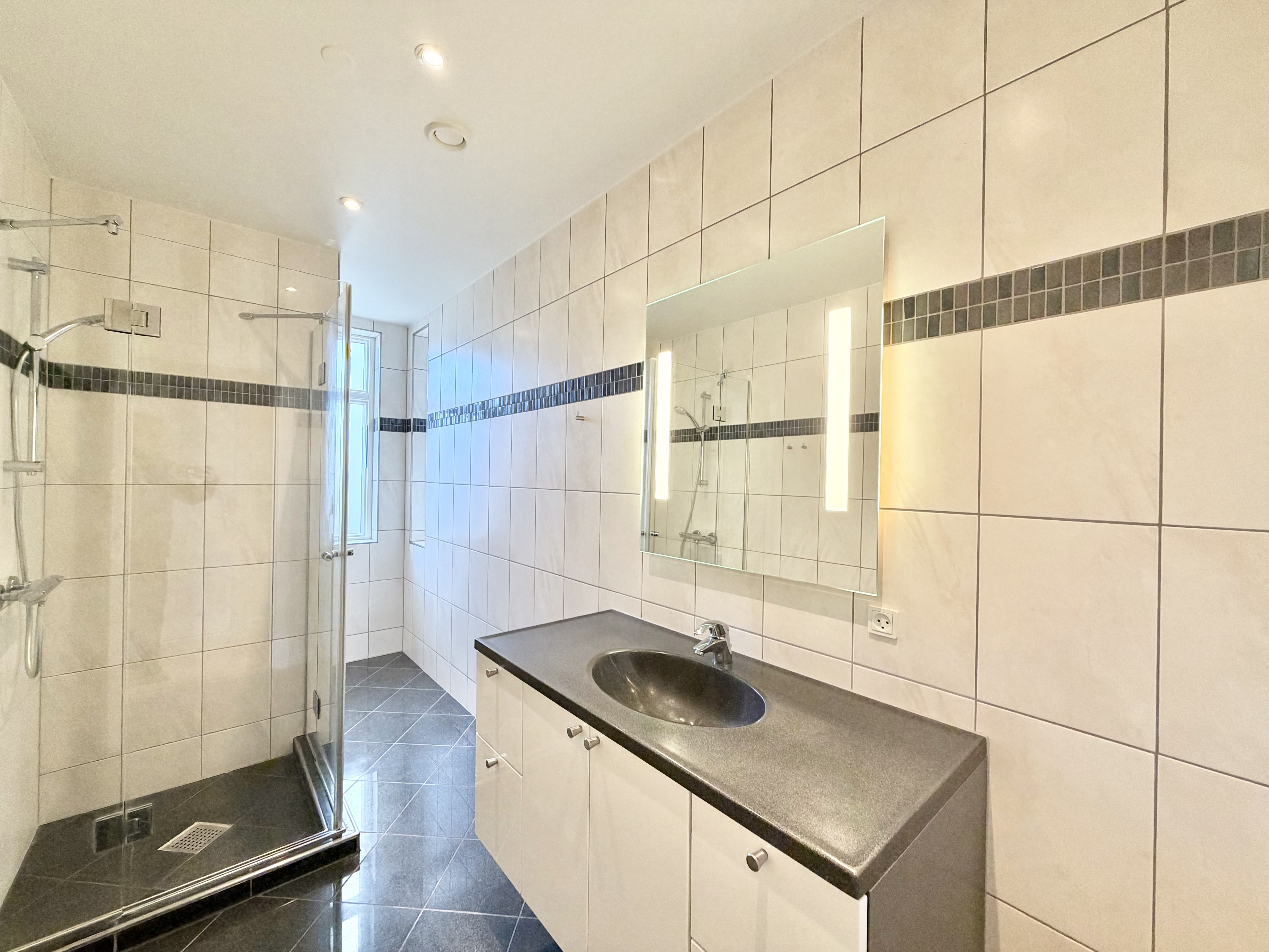 Skibhusvej 112 m² - Odense C