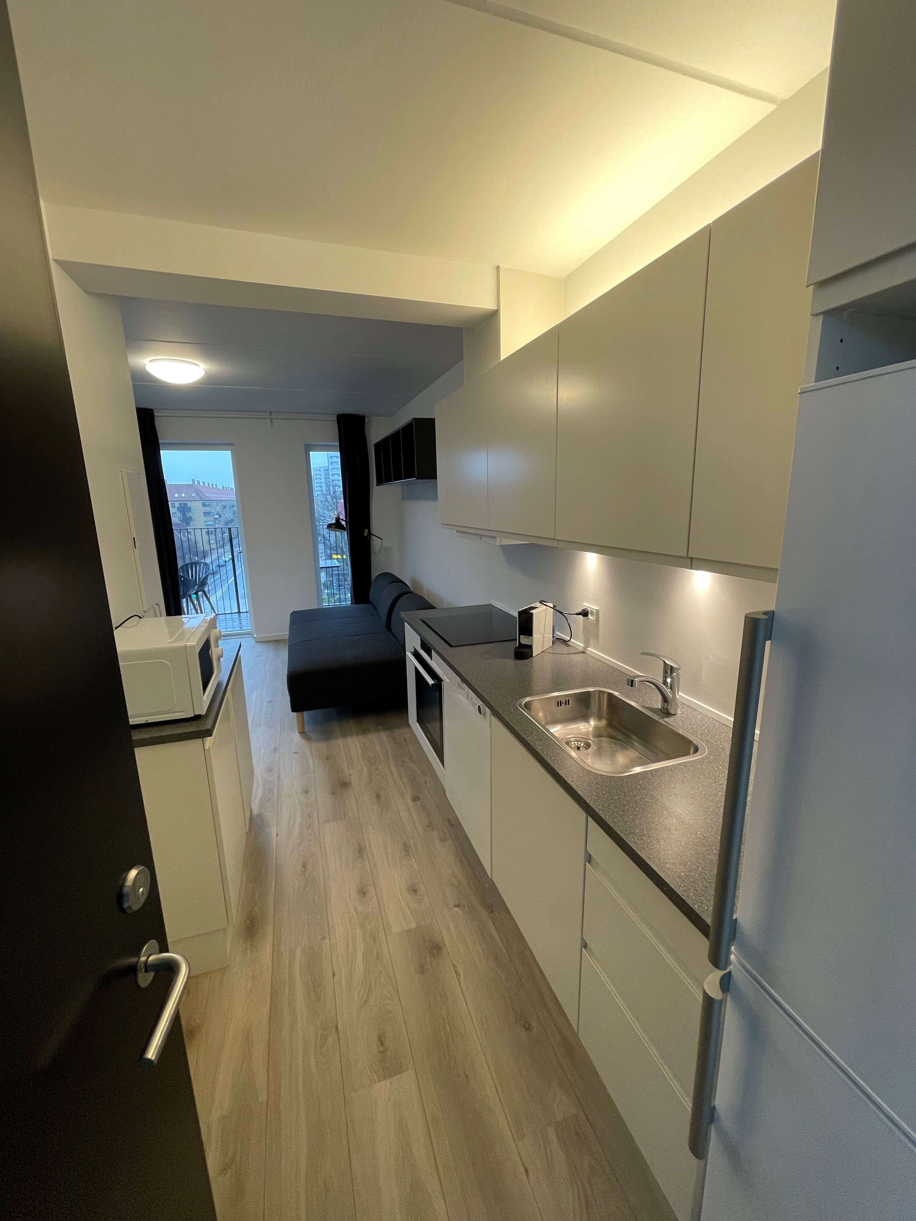 New Build furnished Luxury studio apartm/Penthouse