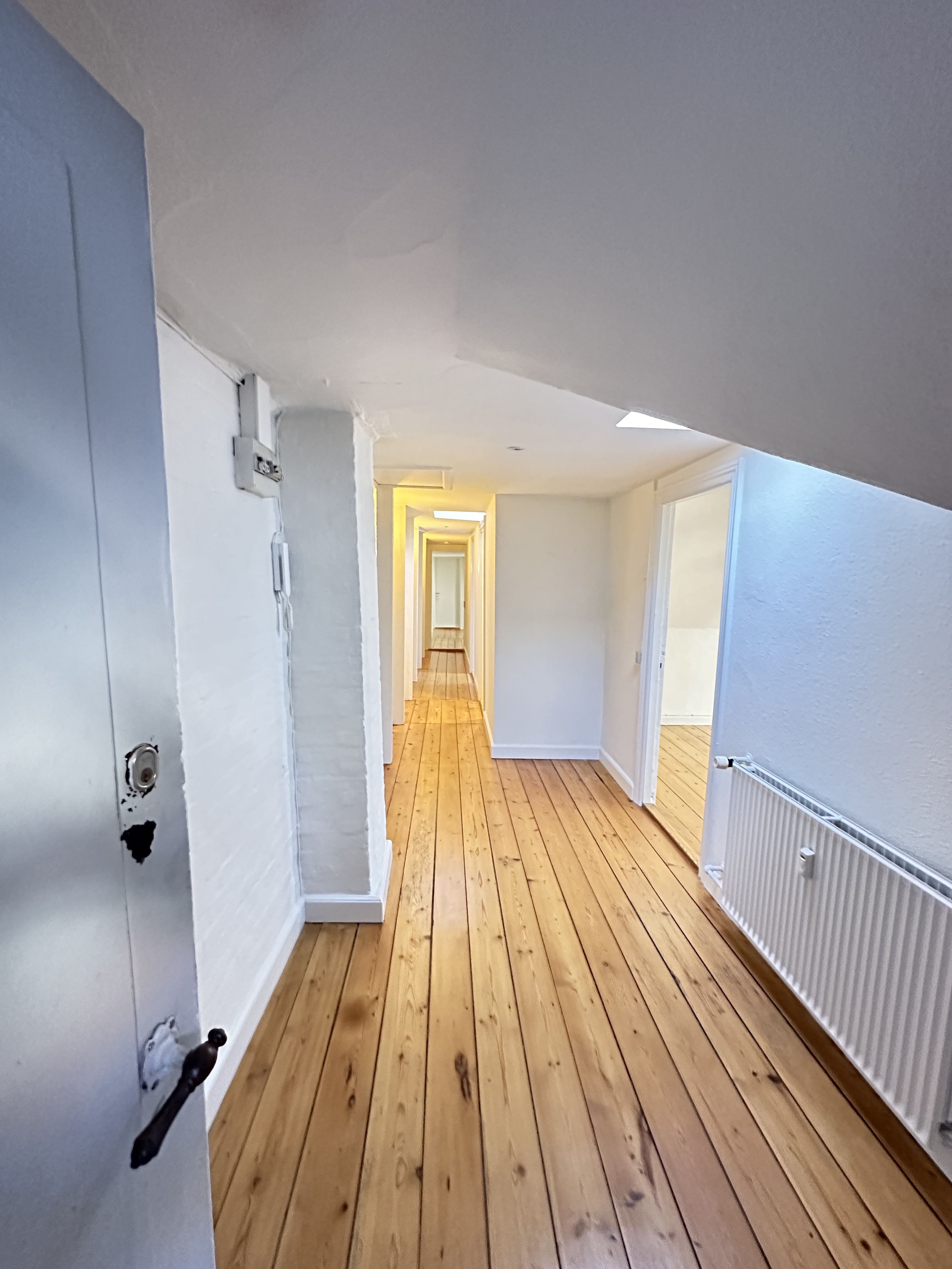 Charmerende 3 Vær. I Odense Gågade - 85 M² - 7.750 Kr