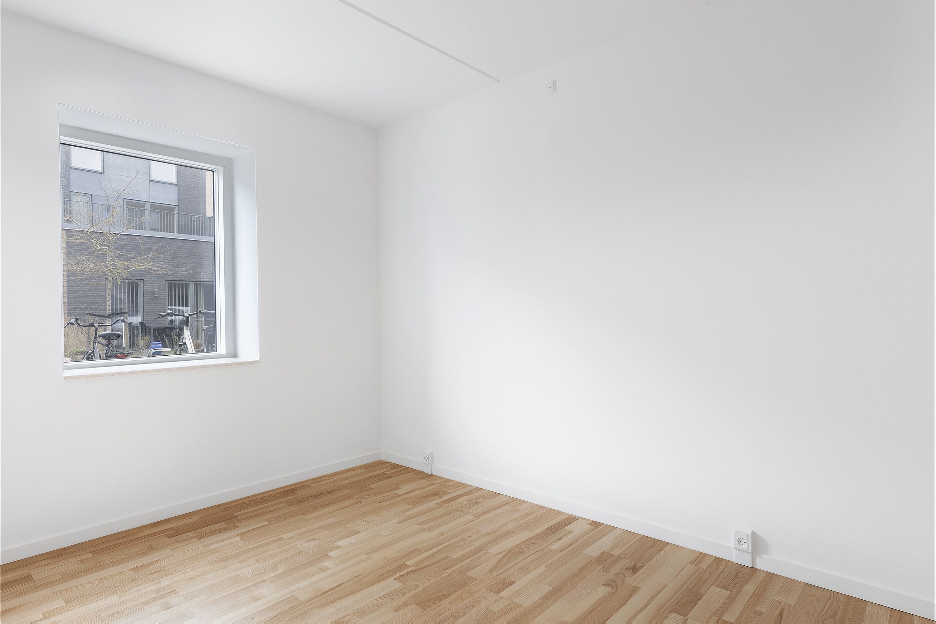 2 værelses Lejlighed på 65 m² med egen indgang og terrasse
