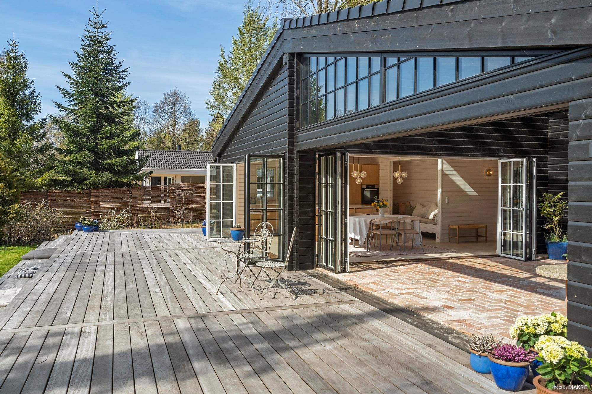 Unikt Arkitekttegnet Hjem I Hornbæk – Møbleret & Indflytningsklart