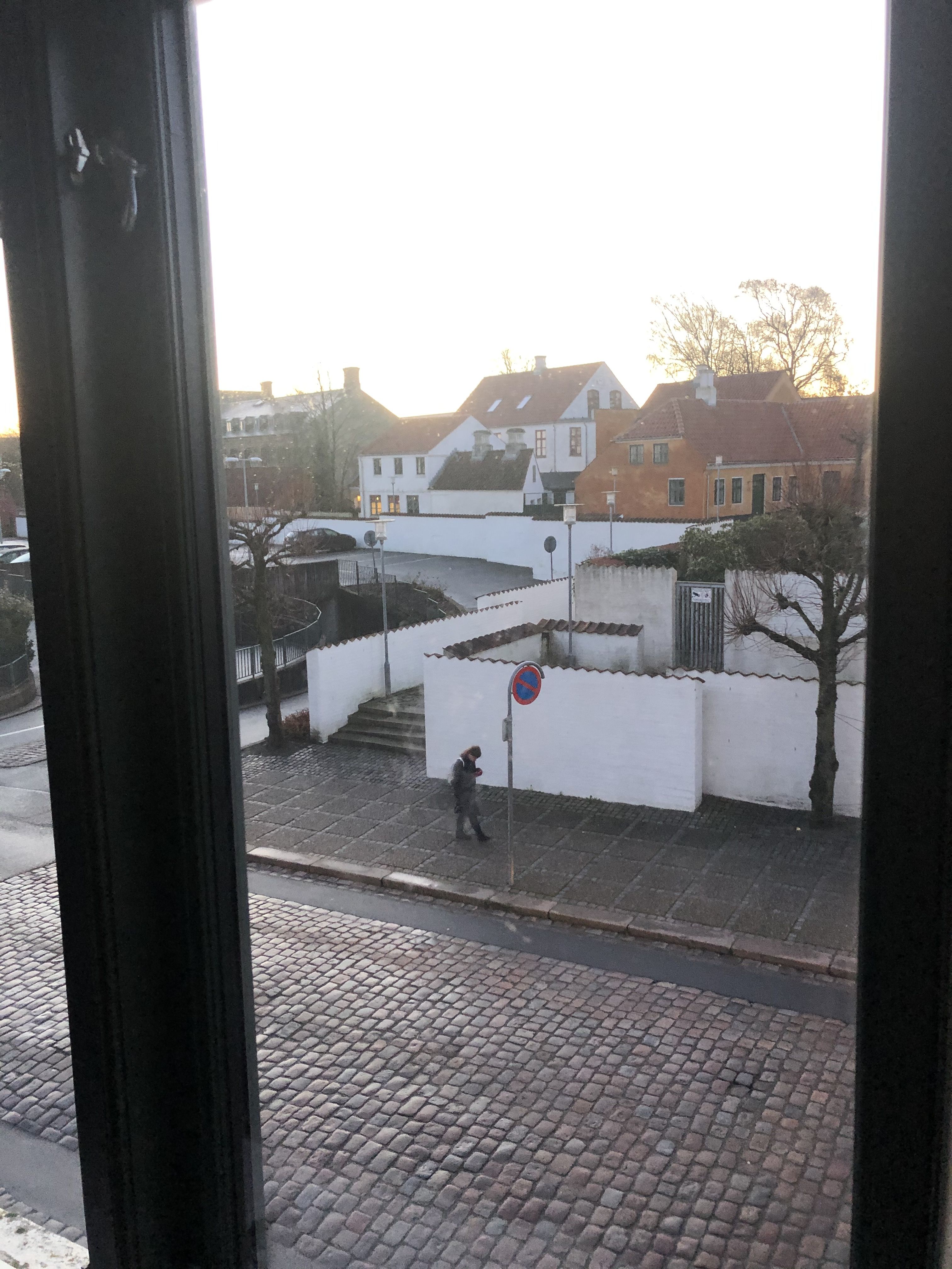 Ønsker du at bo billigt og centralt i Hjørring C?