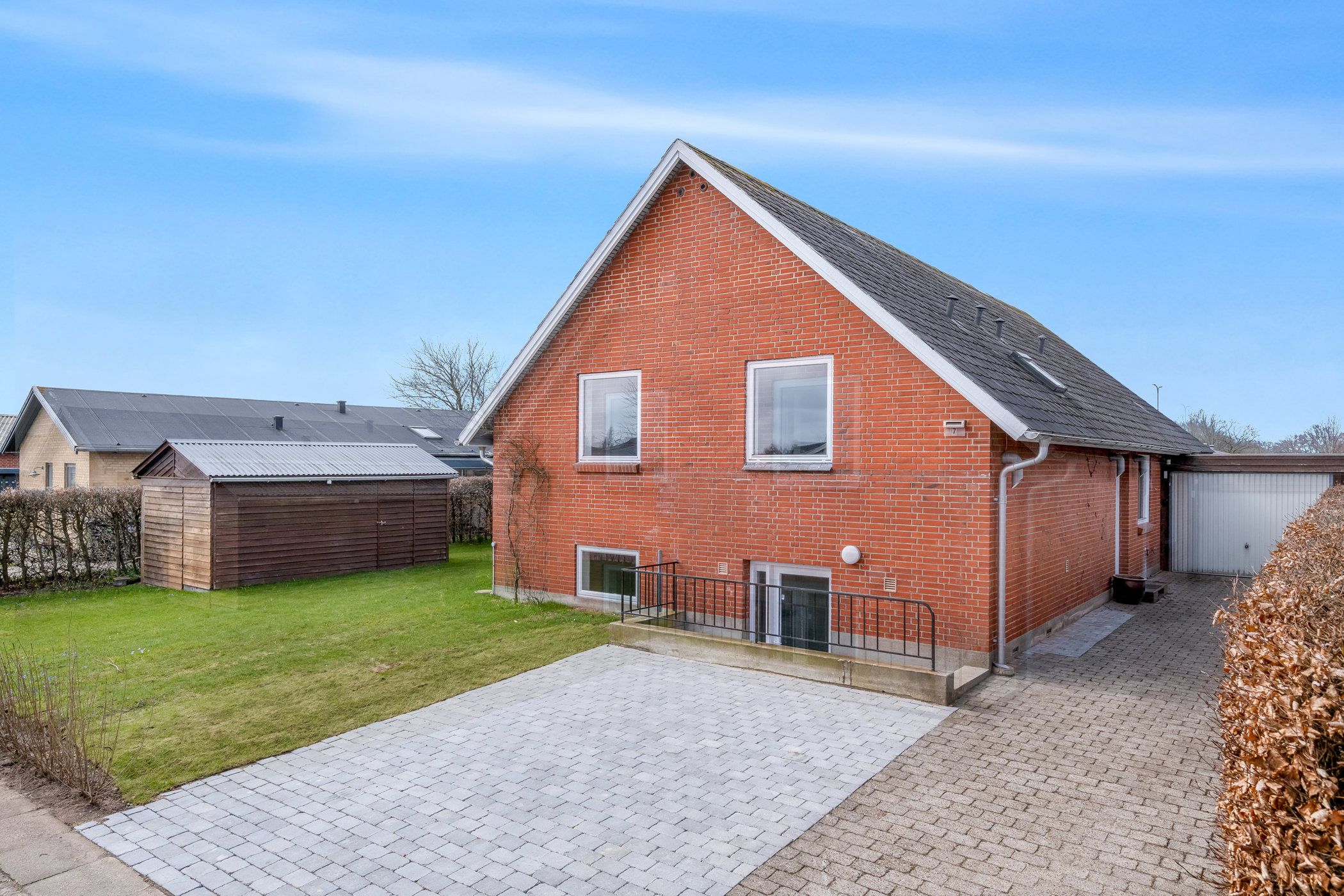 Nyistandsat villa i blomsterkvarteret
