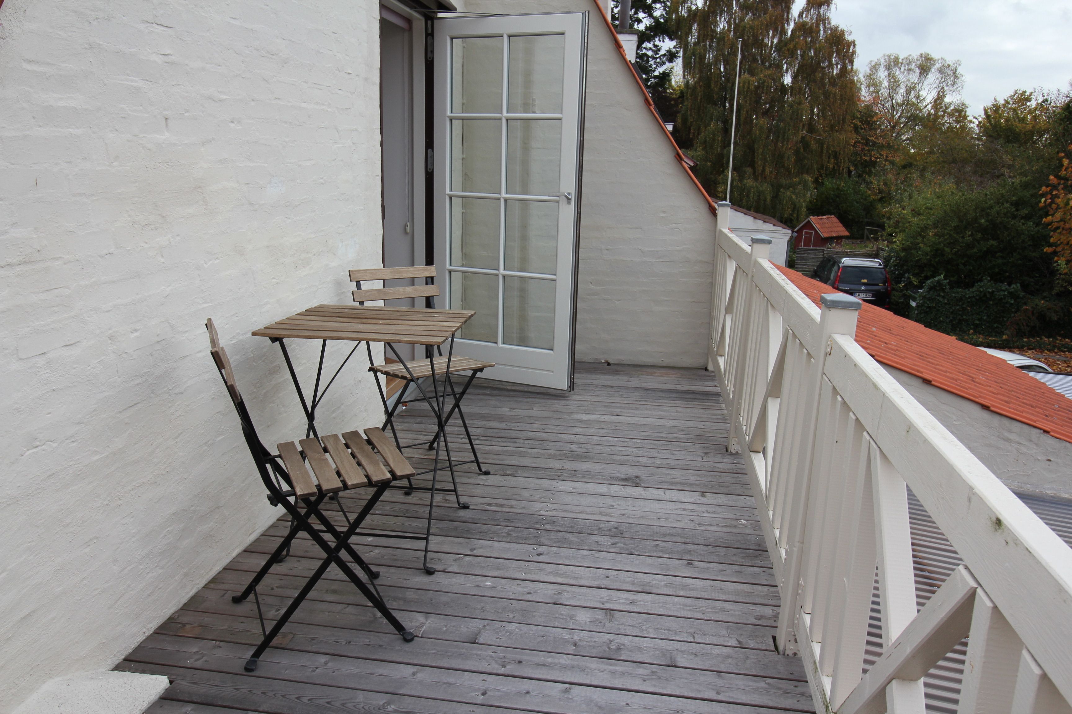 Dejligt møbleret værelse i villa - Odense C