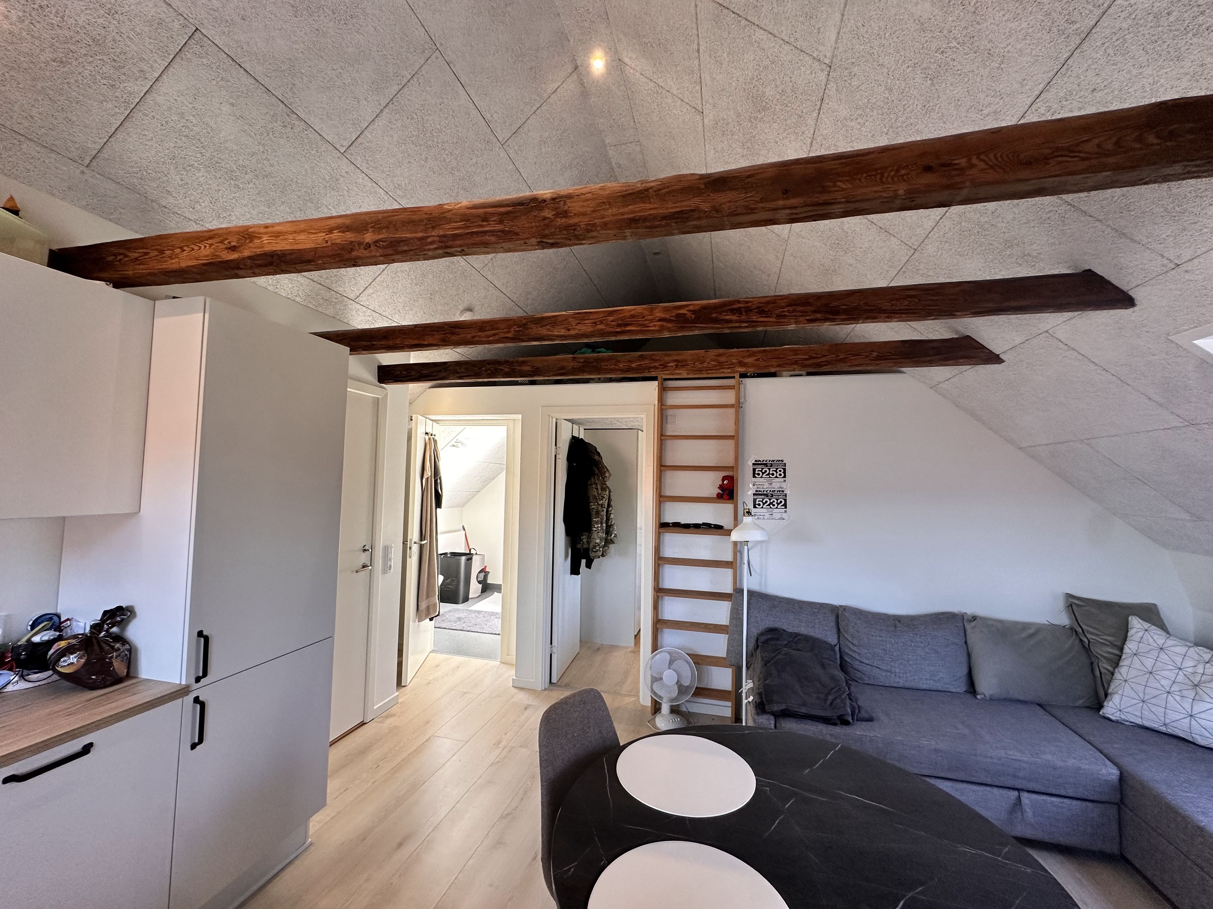 Nyrenoveret Lejlighed på 65 m2 