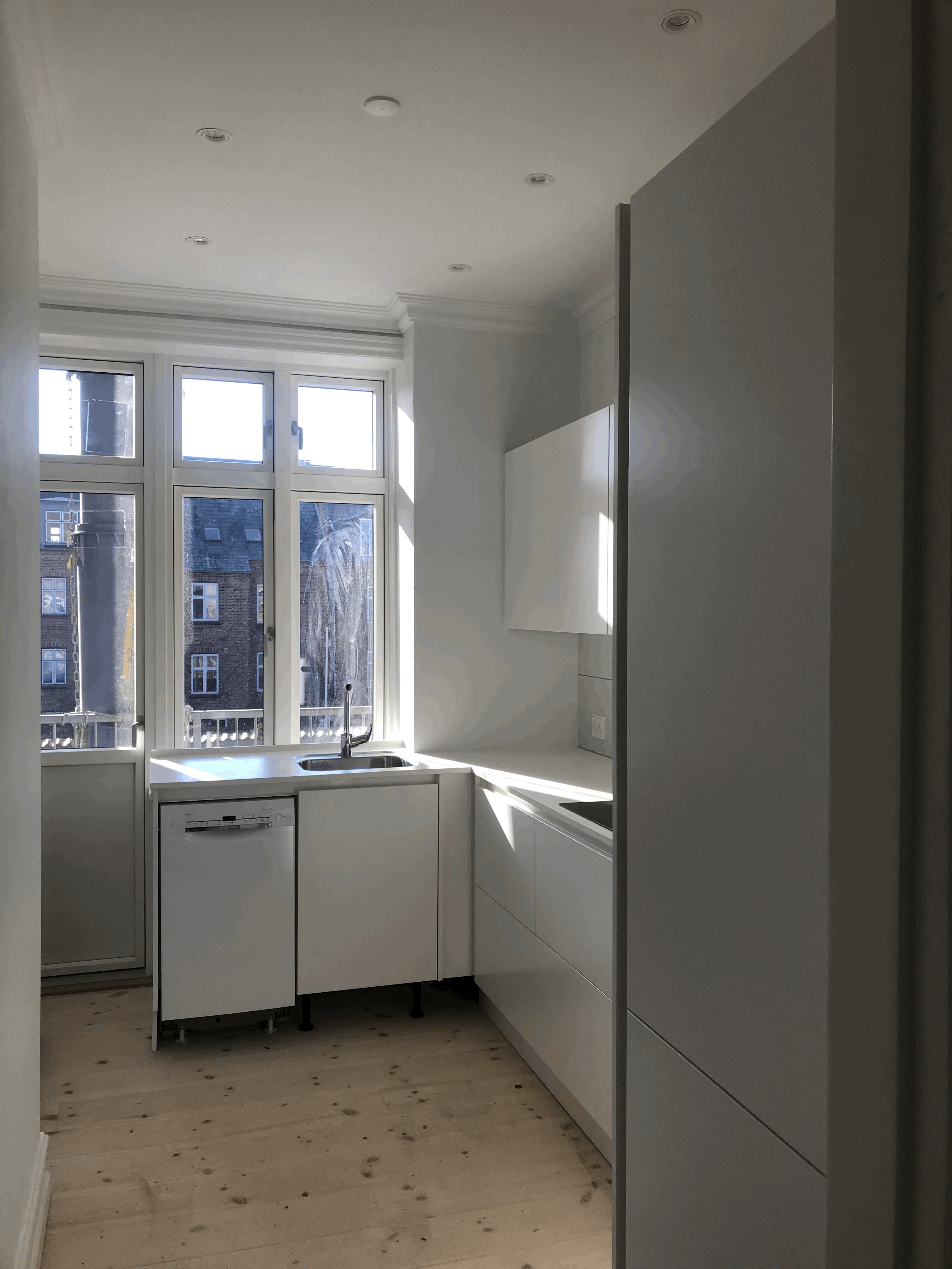 Totalrenoveret 3-værelses lejlighed på 86m² i Esbjerg Centrum. 