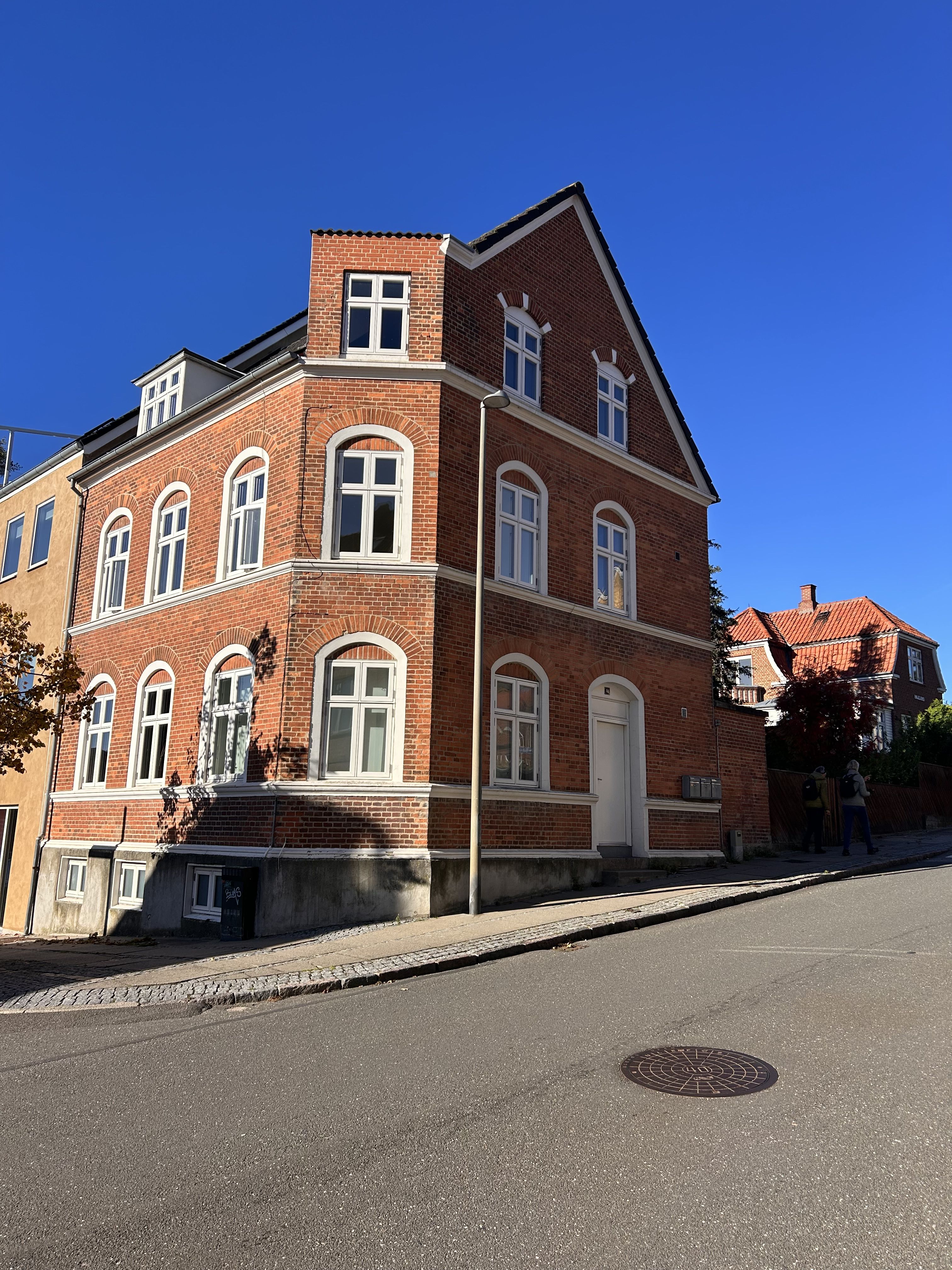 Lige ved Lunden og tæt på byen