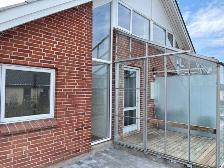 Skønt 2-værelses rækkehus med terrasse i Odense SV

