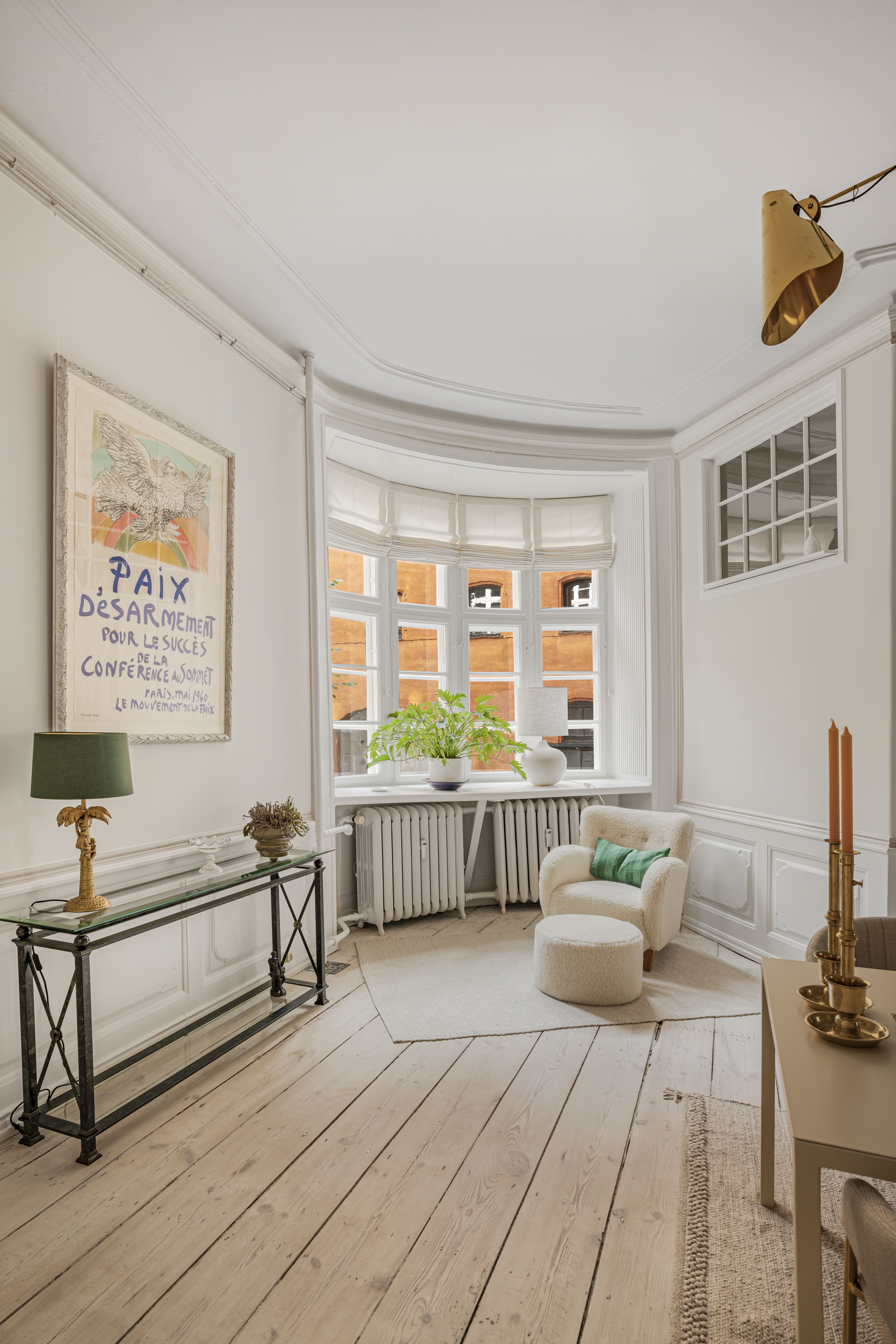 Exclusive, Newly Renovated and Fully Furnished Apartment in Christianshavn