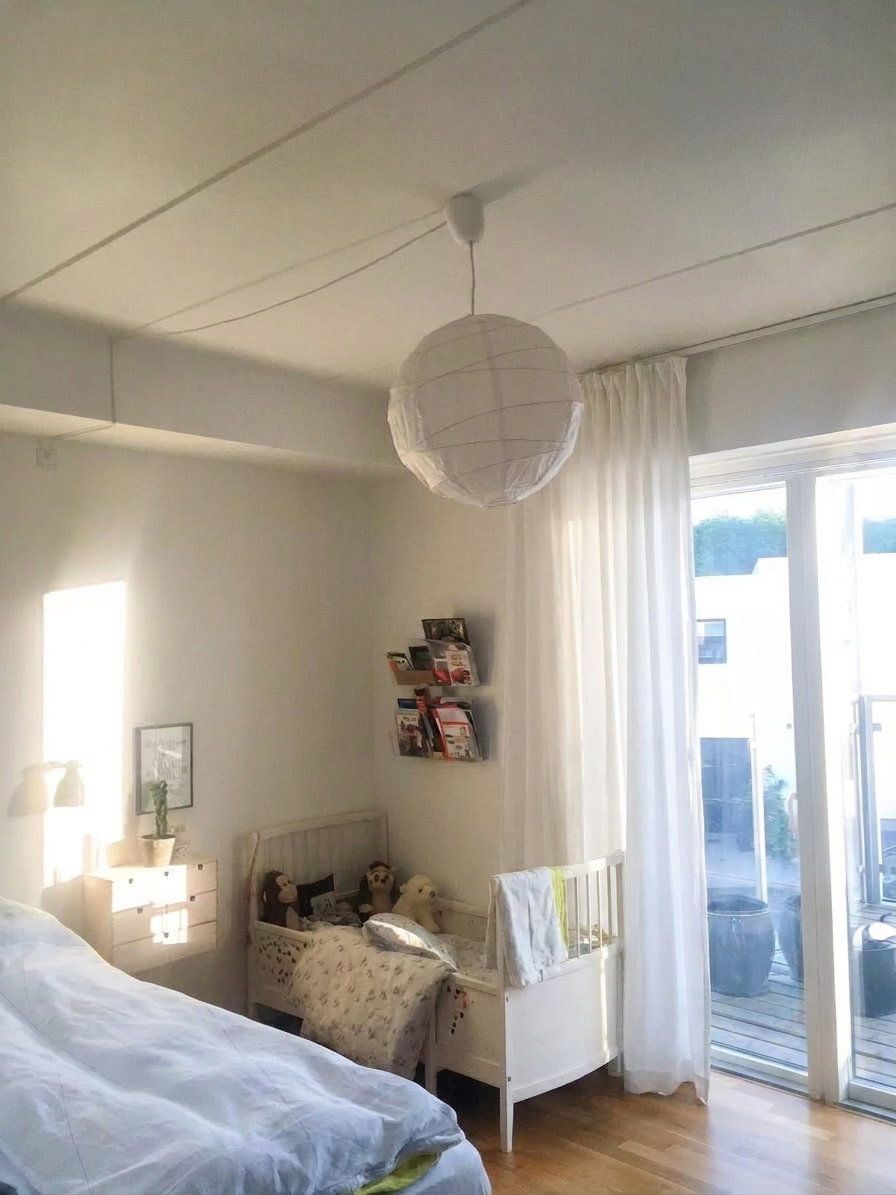 Lys og moderne 3-værelses på 85 m2 med altan, parkering og husdyr tilladt efter aftale!