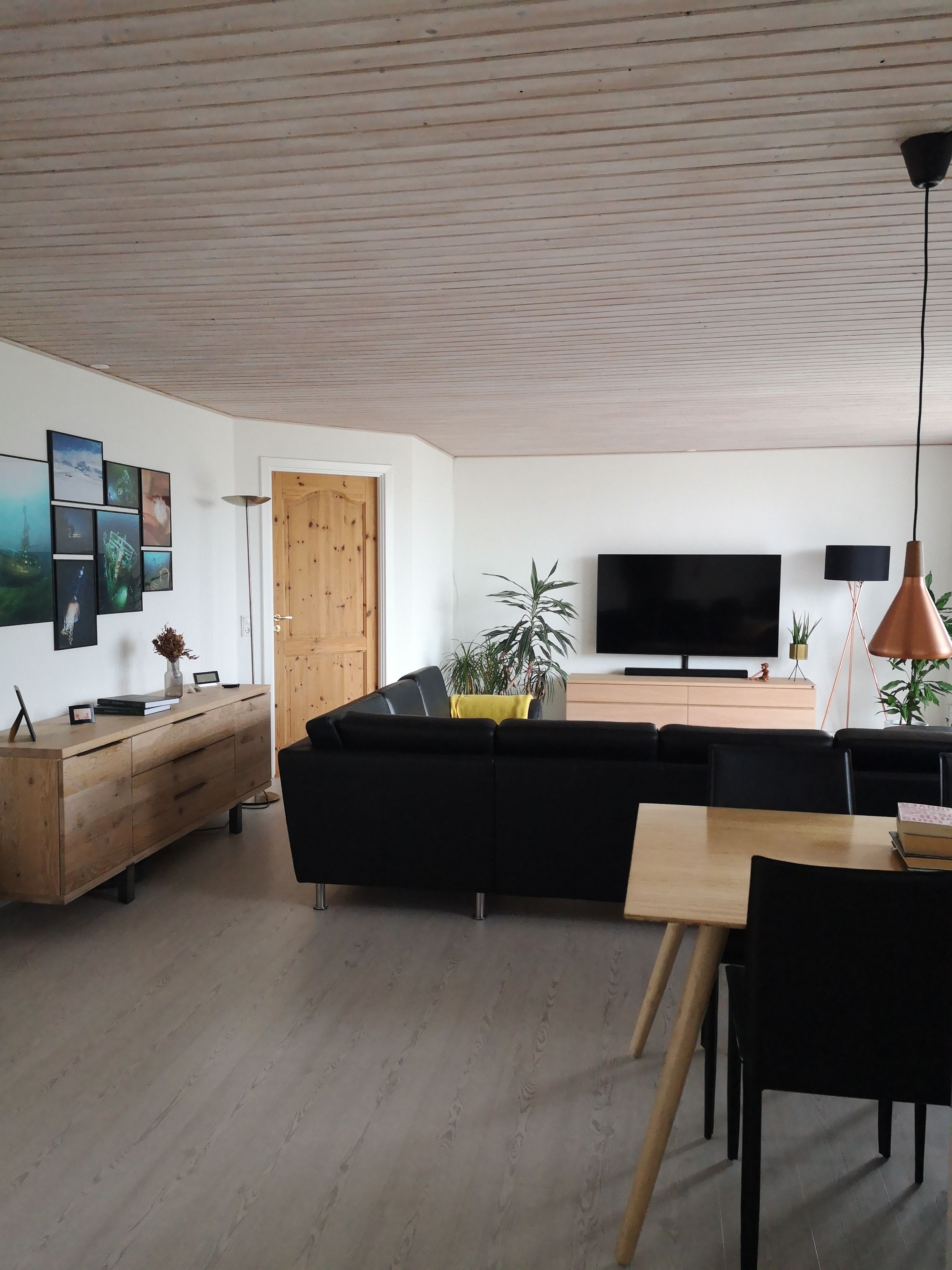 Enderækkehus på 98 m2 i ét plan med gode have.