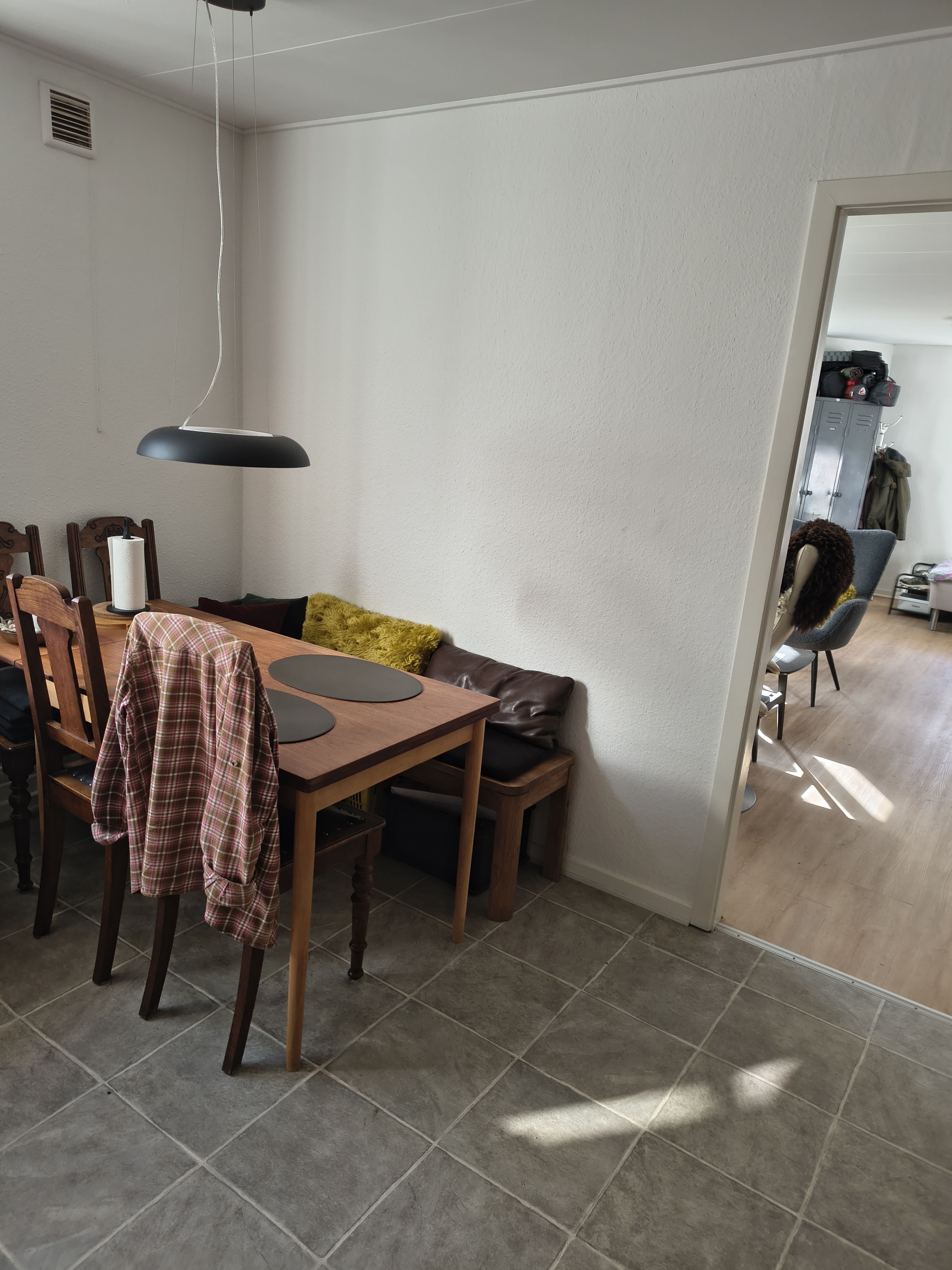 Hyggelig lille 2. værelses stuelejlighed indenfor voldene. 