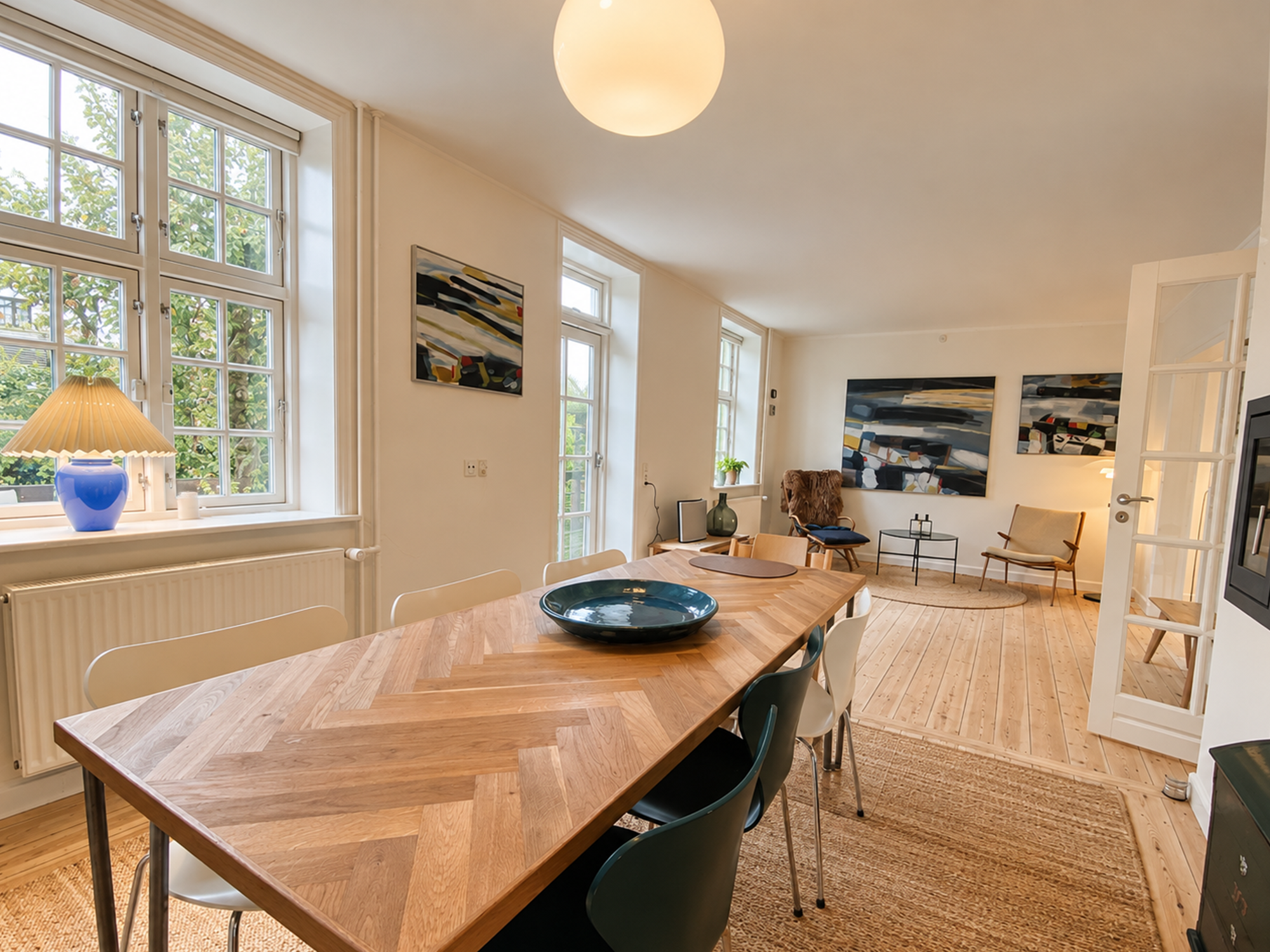 Skøn patricier villa i Brønshøj med en overskuelig og hyggelig have