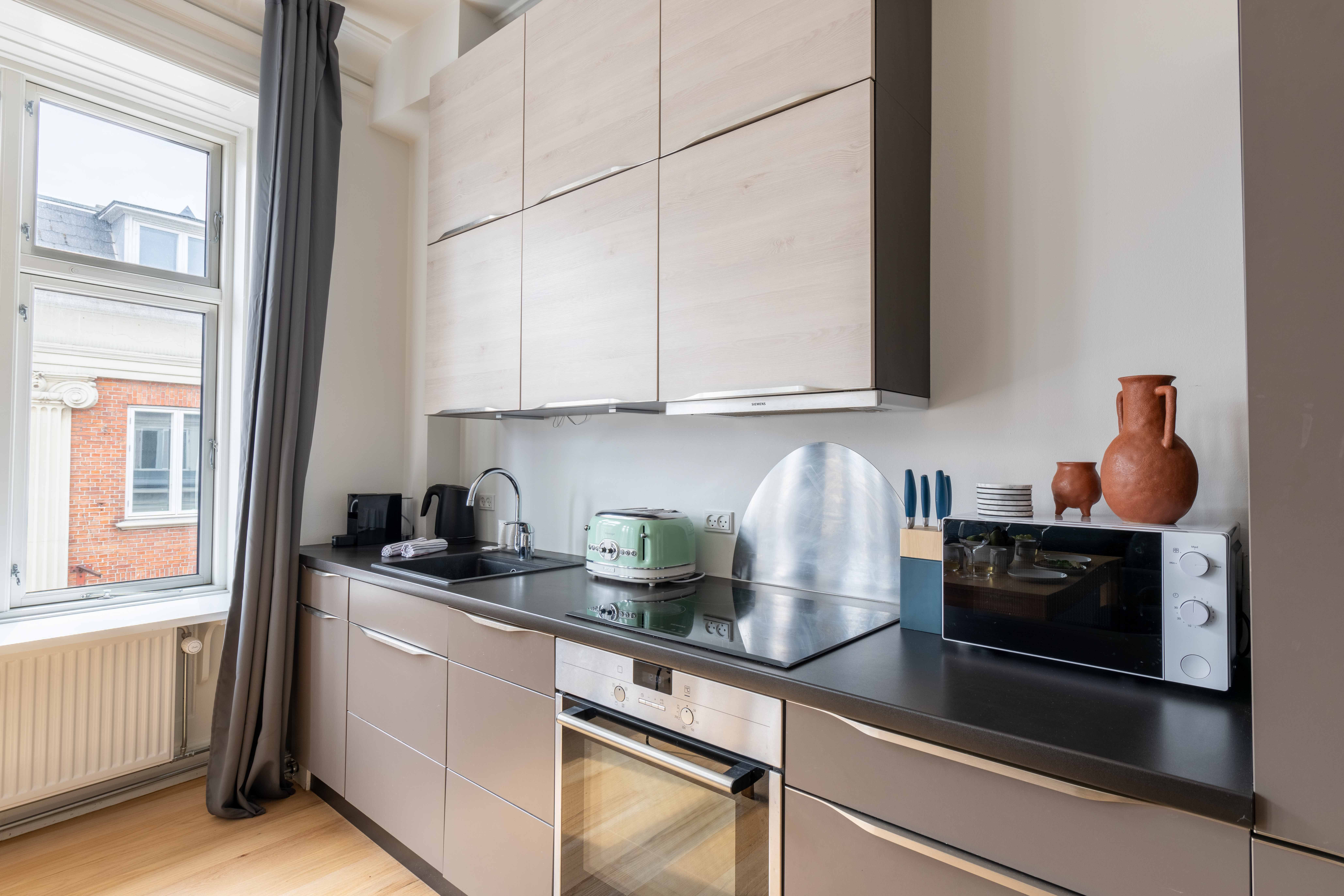 Bright & Stylish Two-Room Home on Strøget