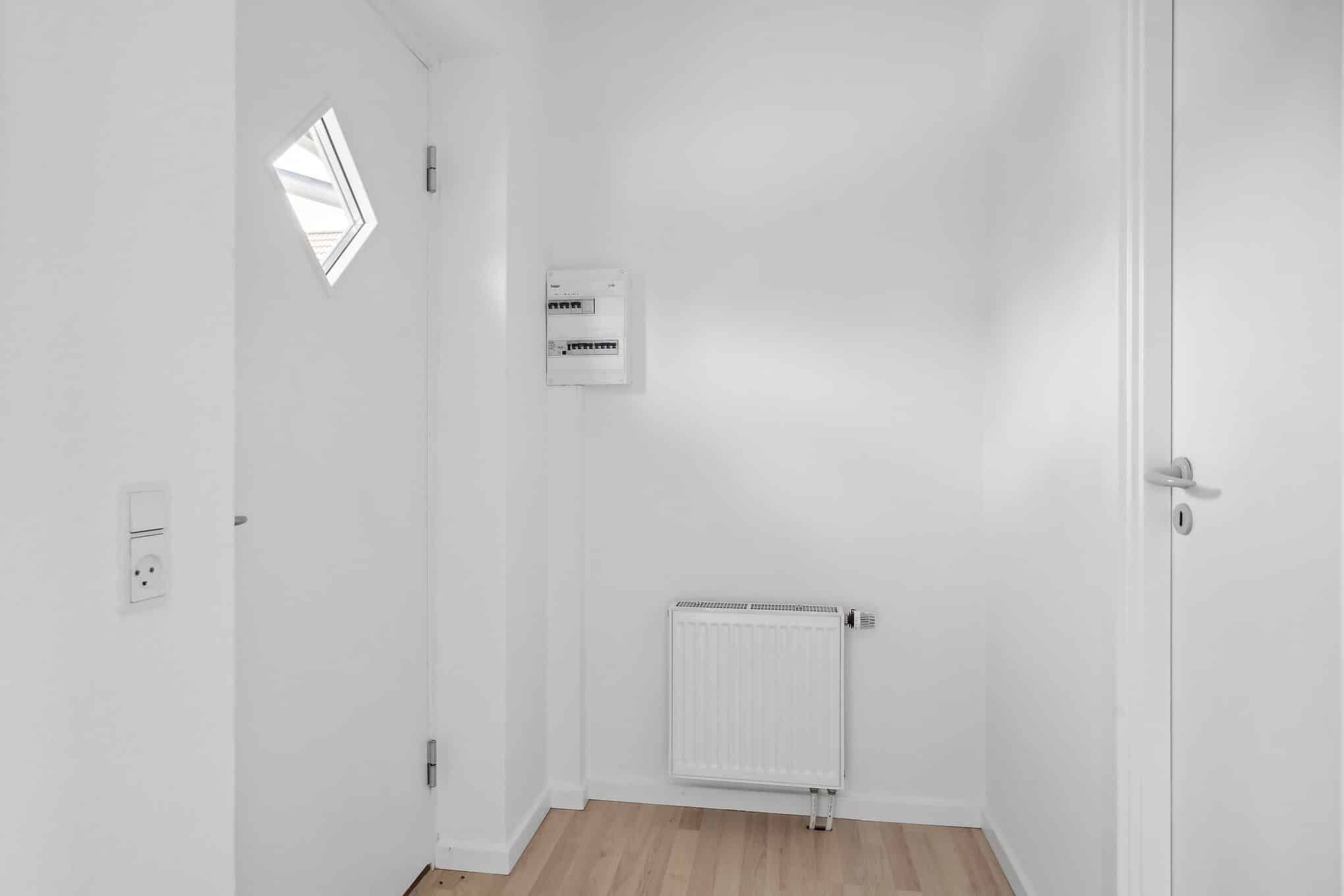 Rummeligt 2-plans rækkehus