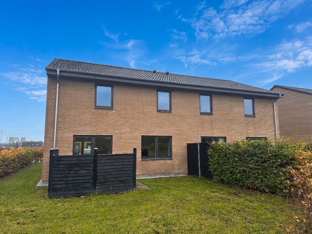 Skønt rækkehus med have