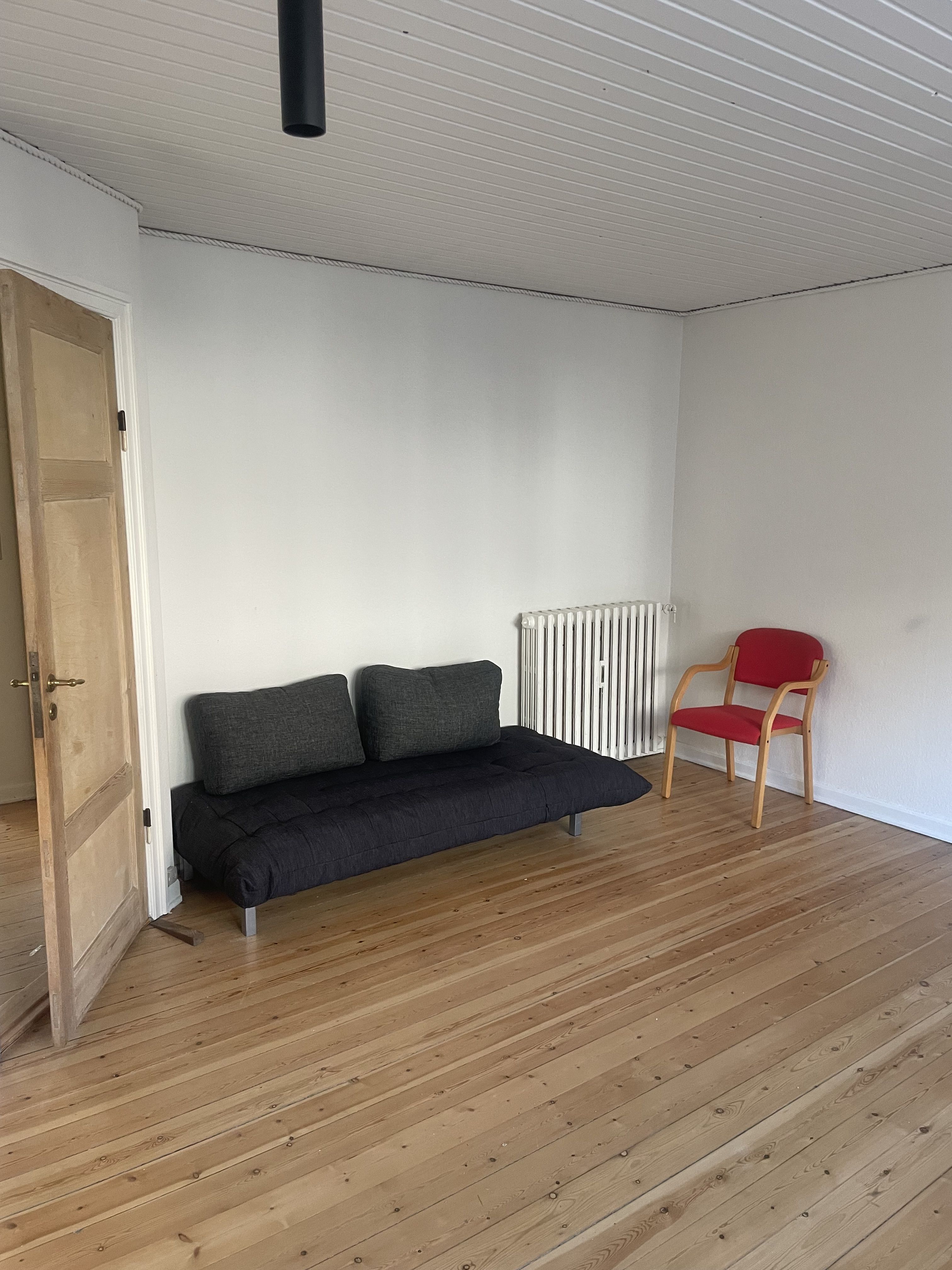 Møbleret Lejlighed tæt på centrum og uni - 6 months rent 