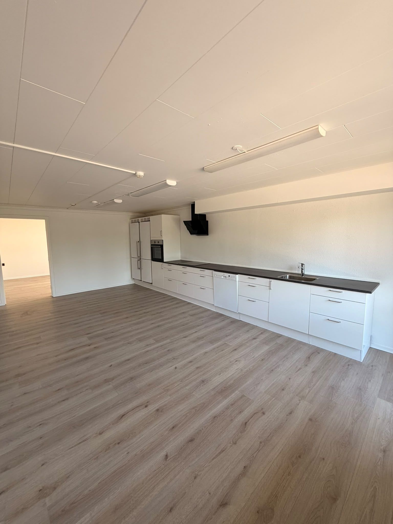 Eksklusiv og rummelig 4-værelses lejlighed på 108 m² i naturskønne omgivelser - Visning 5