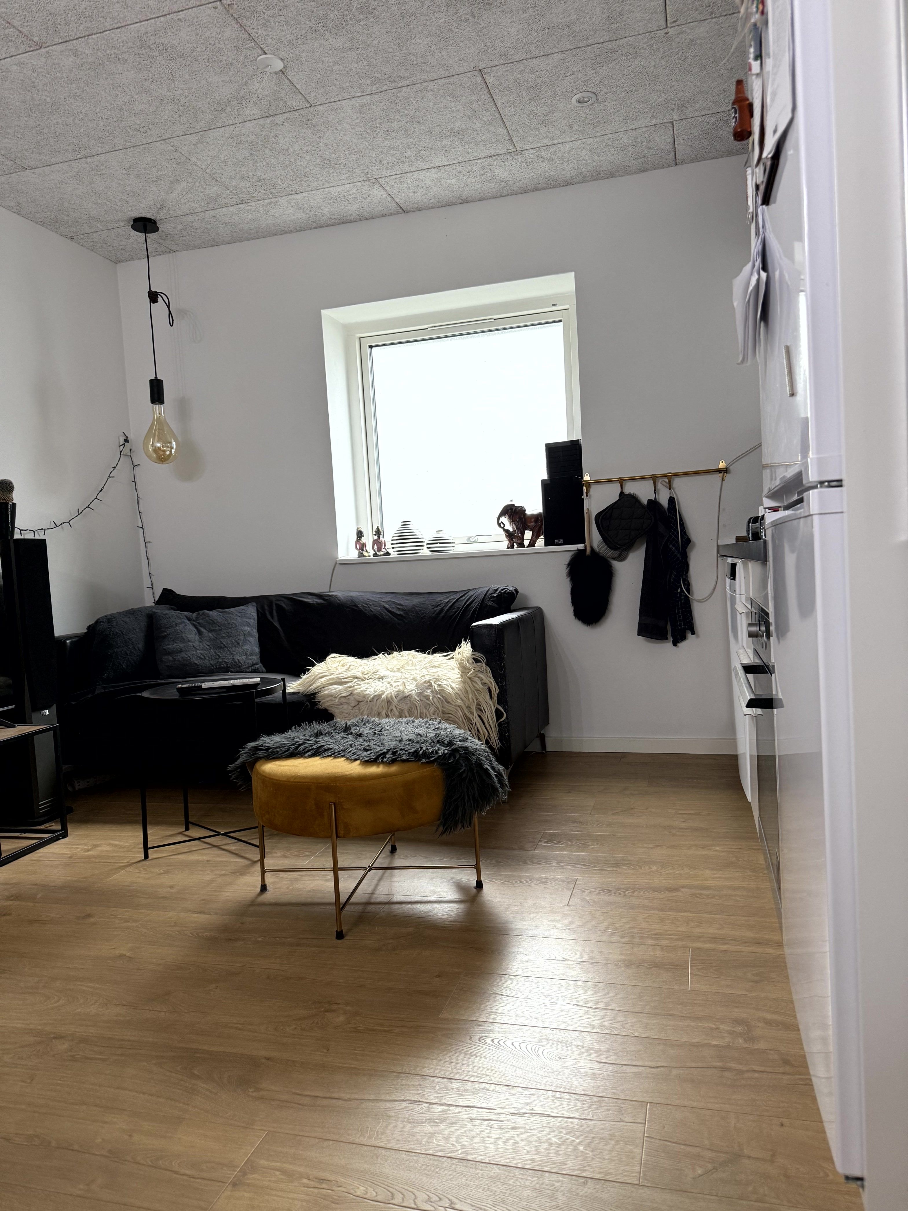 Nyetableret 2 værelses lejlighed på 1 sal.