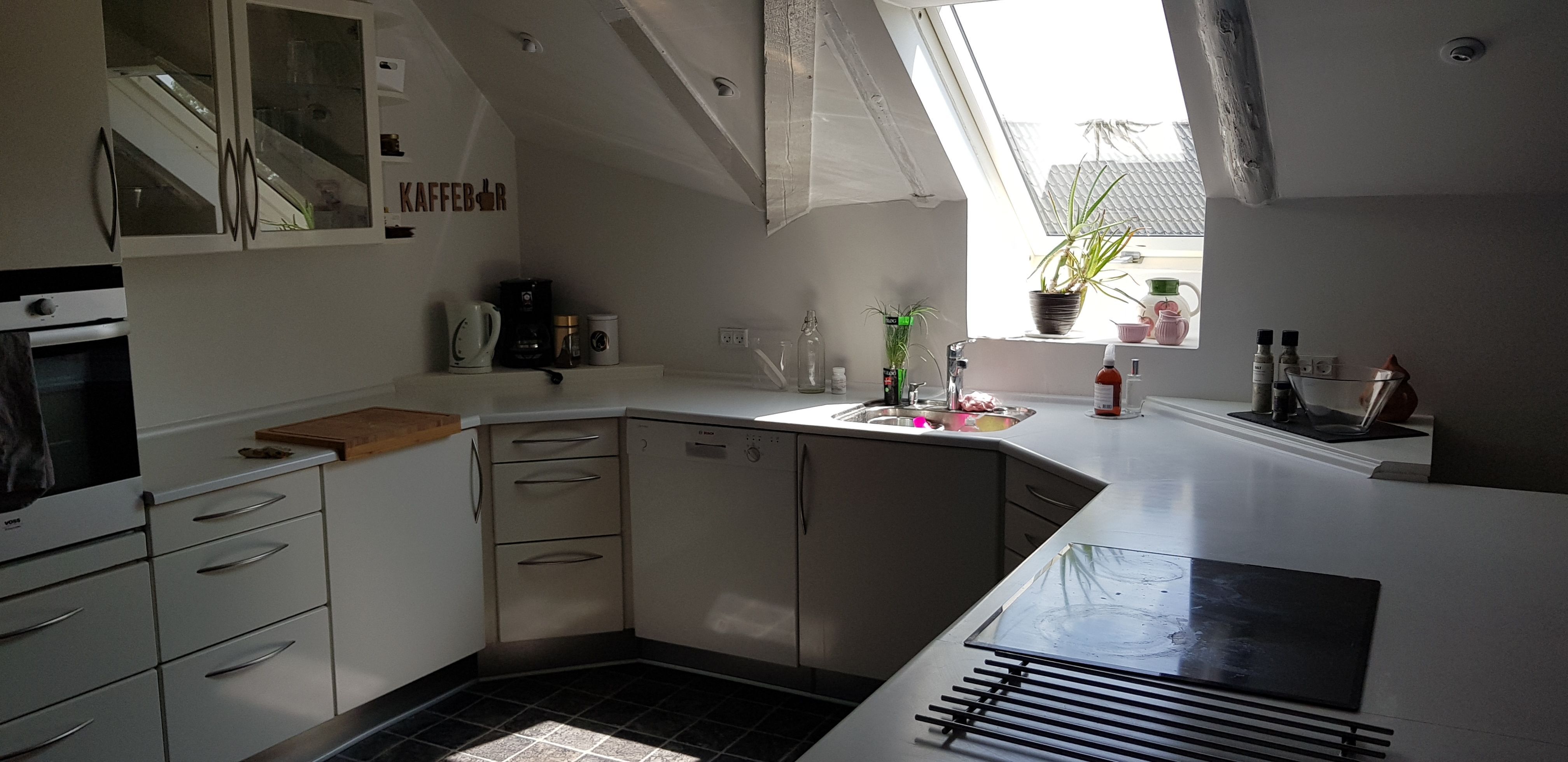 Udlejes i Hvorslev - 4 værelses 1.sals lejlighed på 144 kvm udlejes fra 1 september.