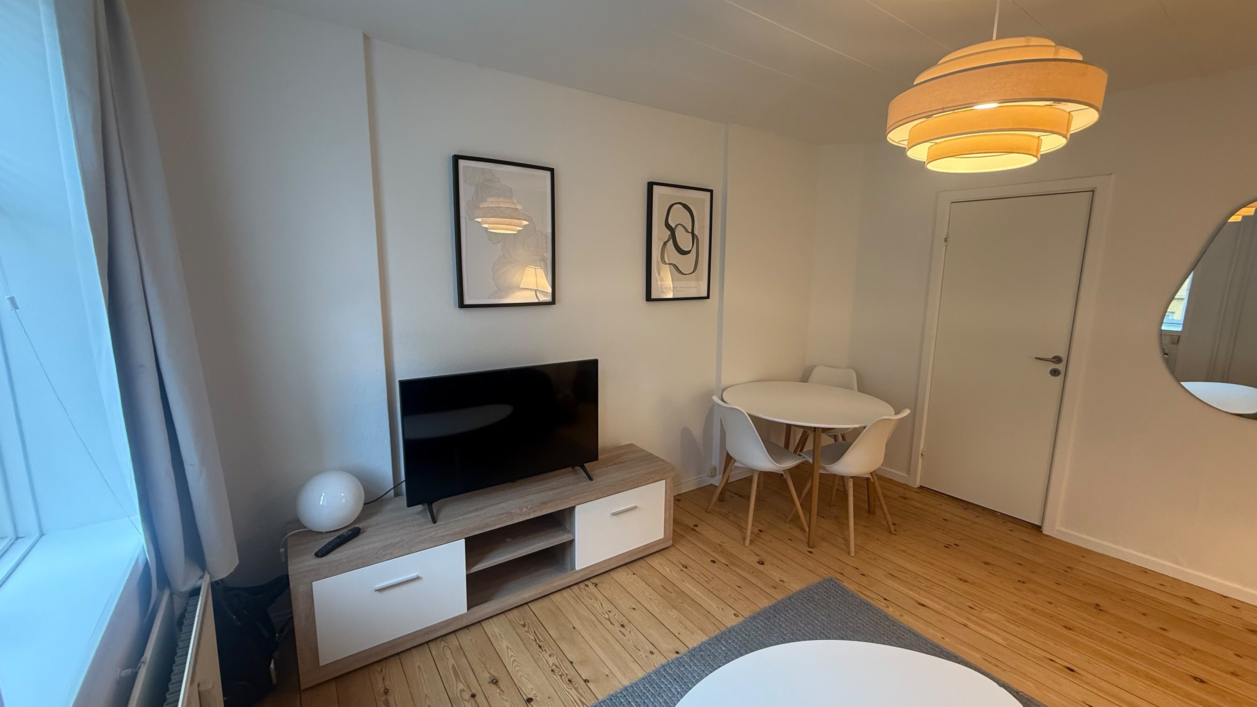 Fully Furnished Two-Bedroom Apartment Available – Østerbro
