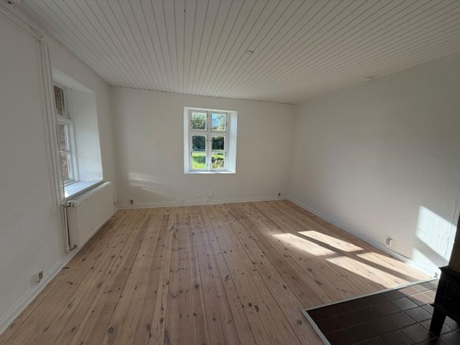 Stor 3 vær lejlighed i 