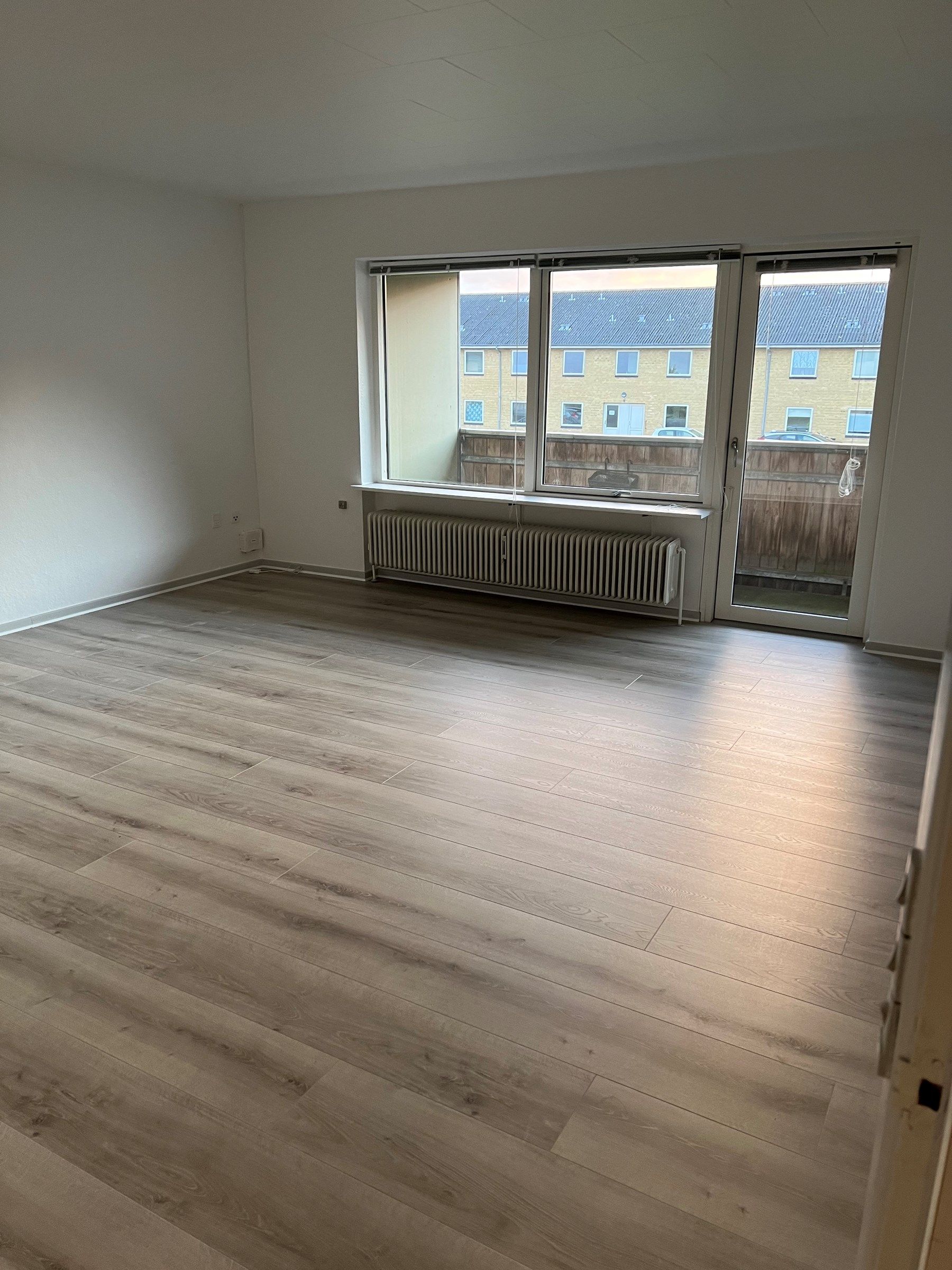 Ny renoveret 4 værelses lejlighed