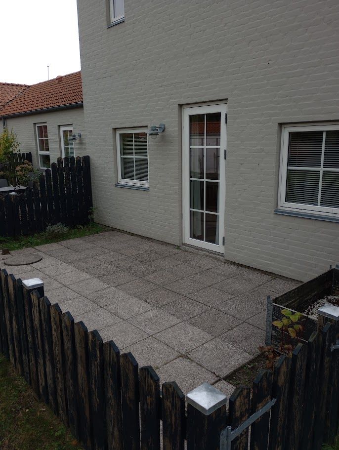 Hyggeligt rækkehus i hjertet af Trustrup